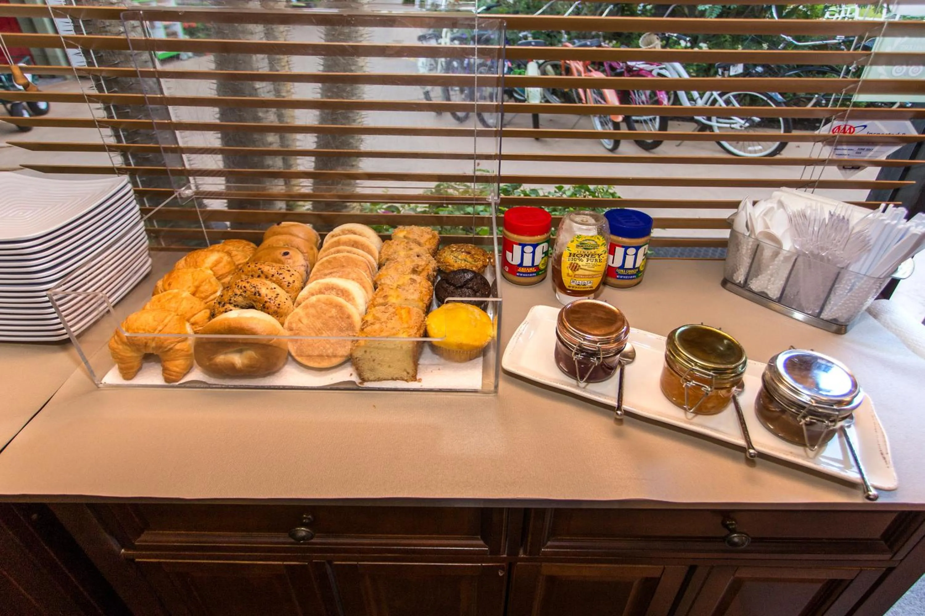 Breakfast in Desert Riviera Hotel