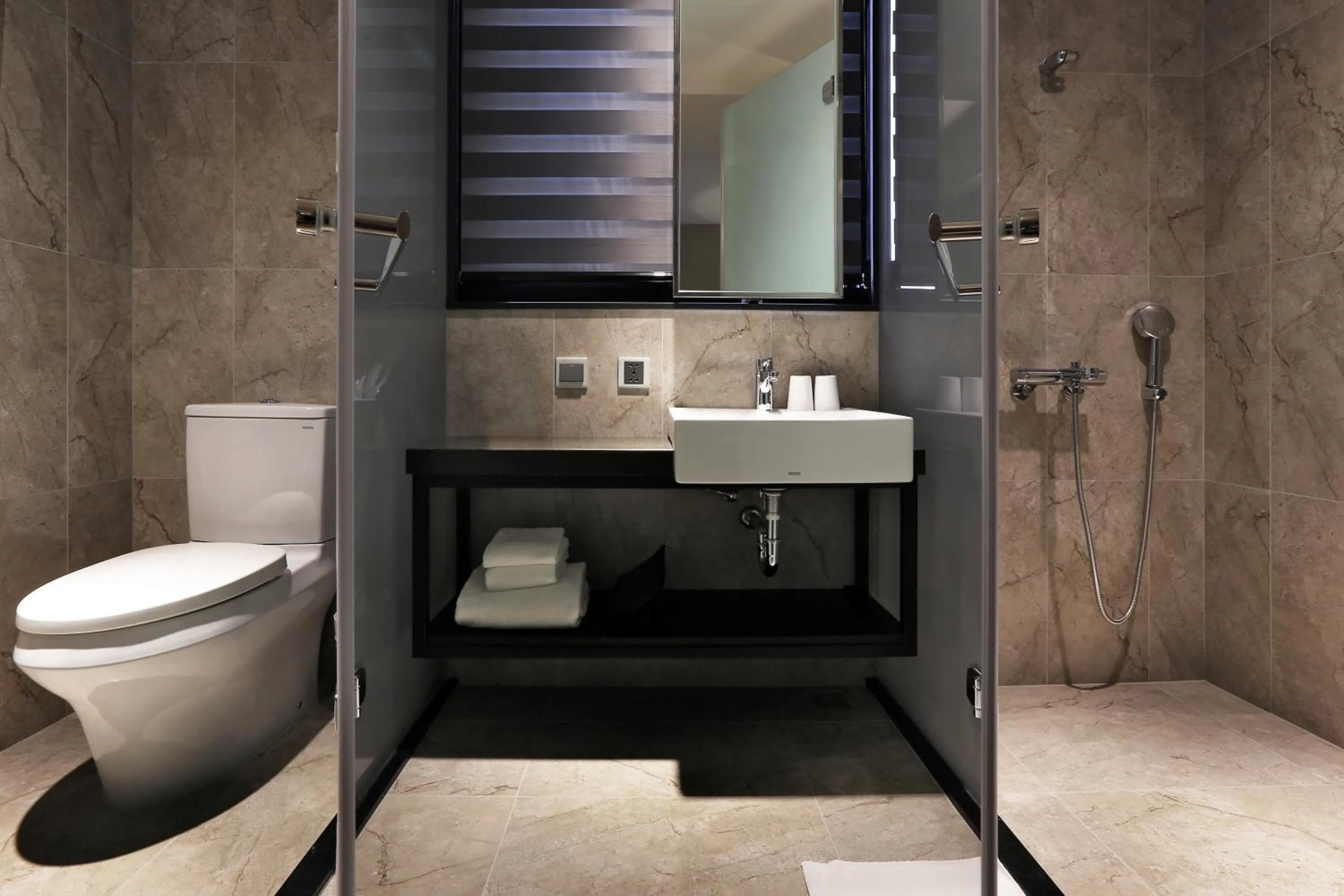 Bathroom in Miller Inn