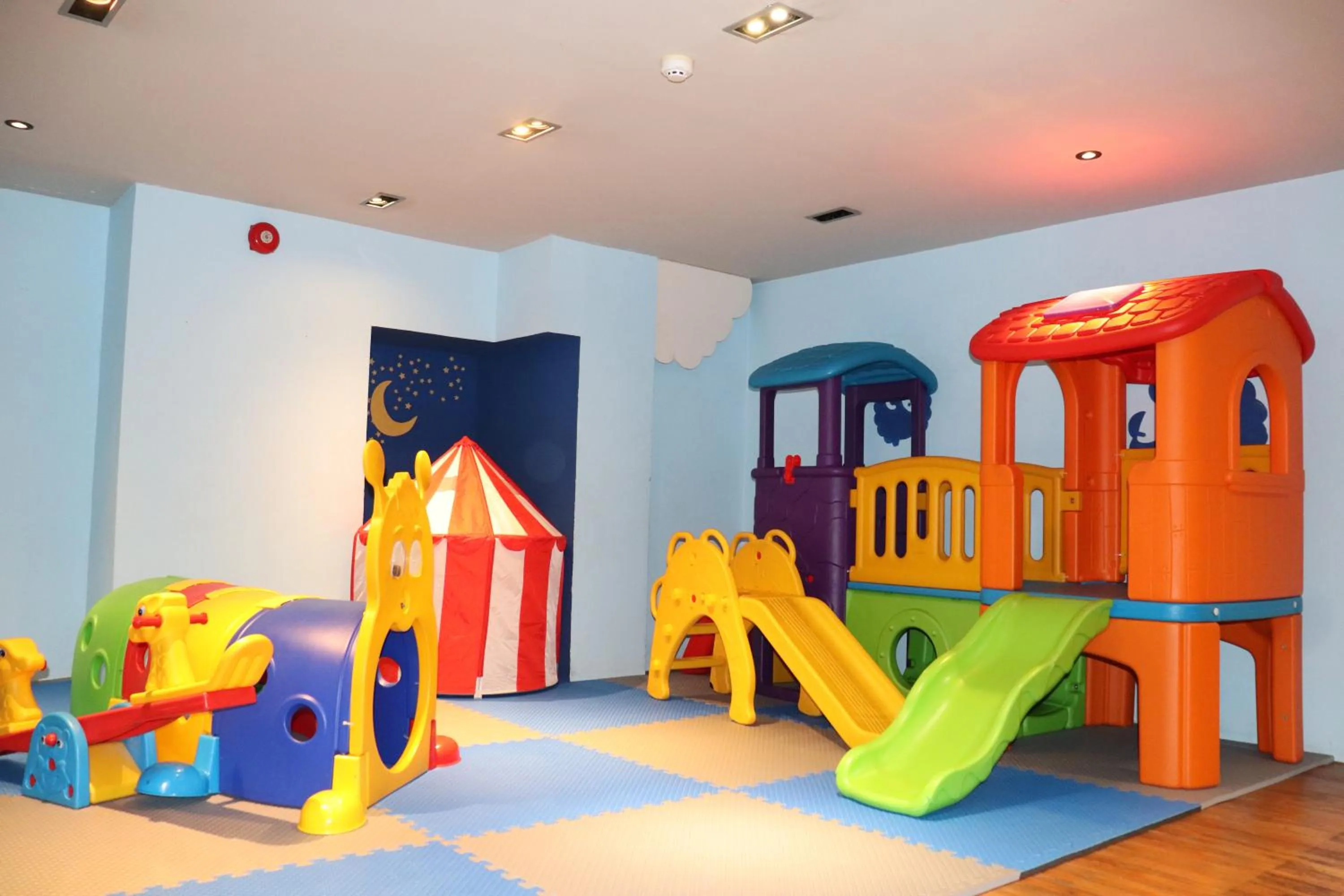 Kids's club in Kokotel Bangkok Surawong