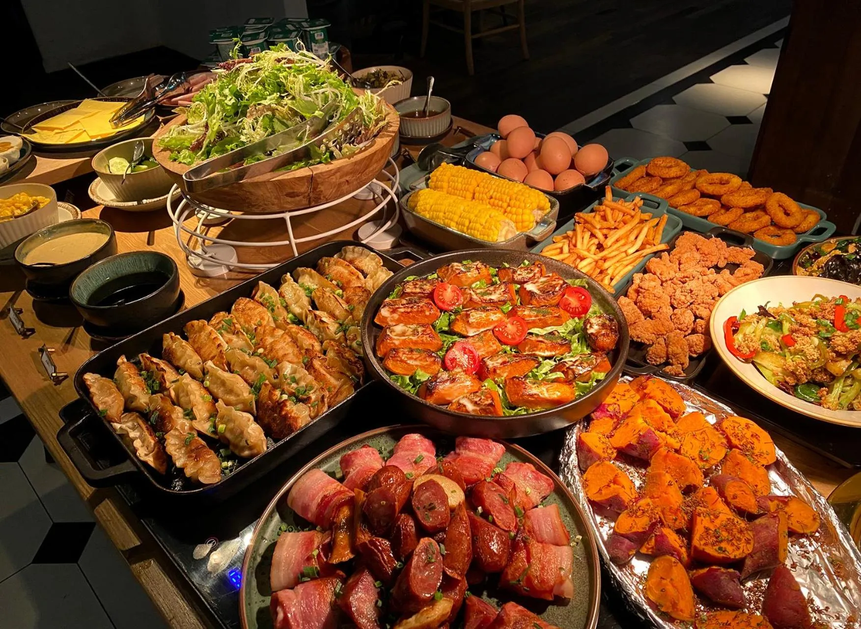 Food and drinks in The Nook Hotel Hangzhou - A design hotel, 20 mins to West Lake and Lingyin Temple