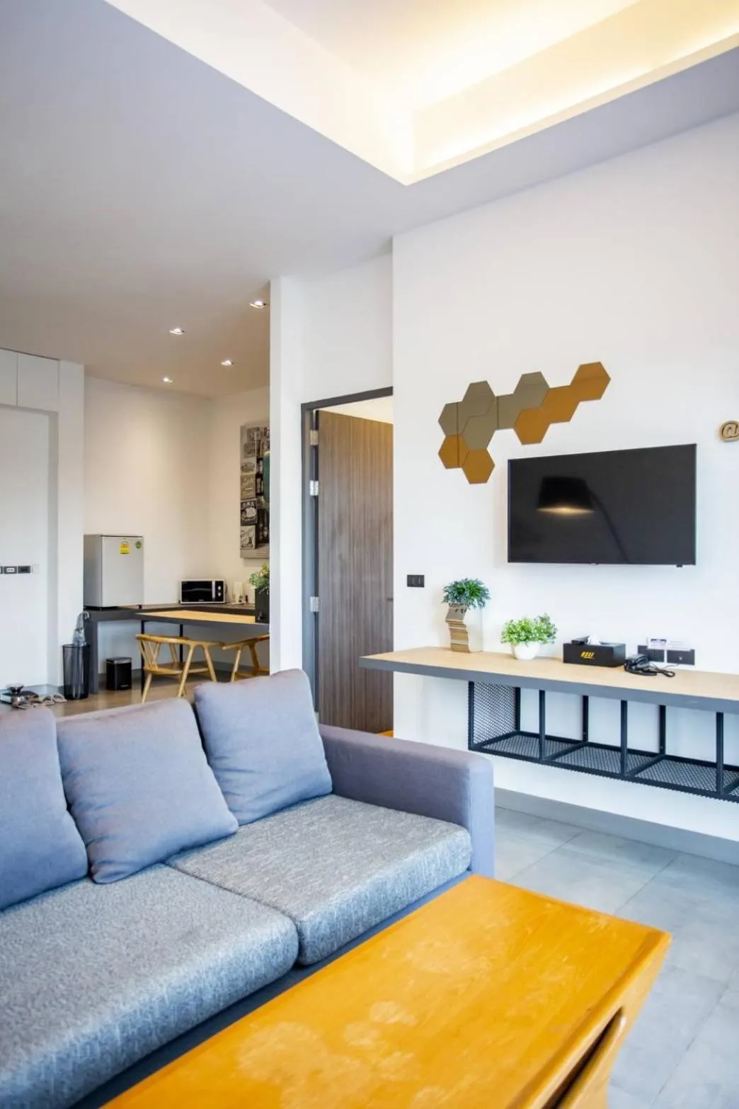 TV and multimedia in The VELO'S Hotel and Pumptrack