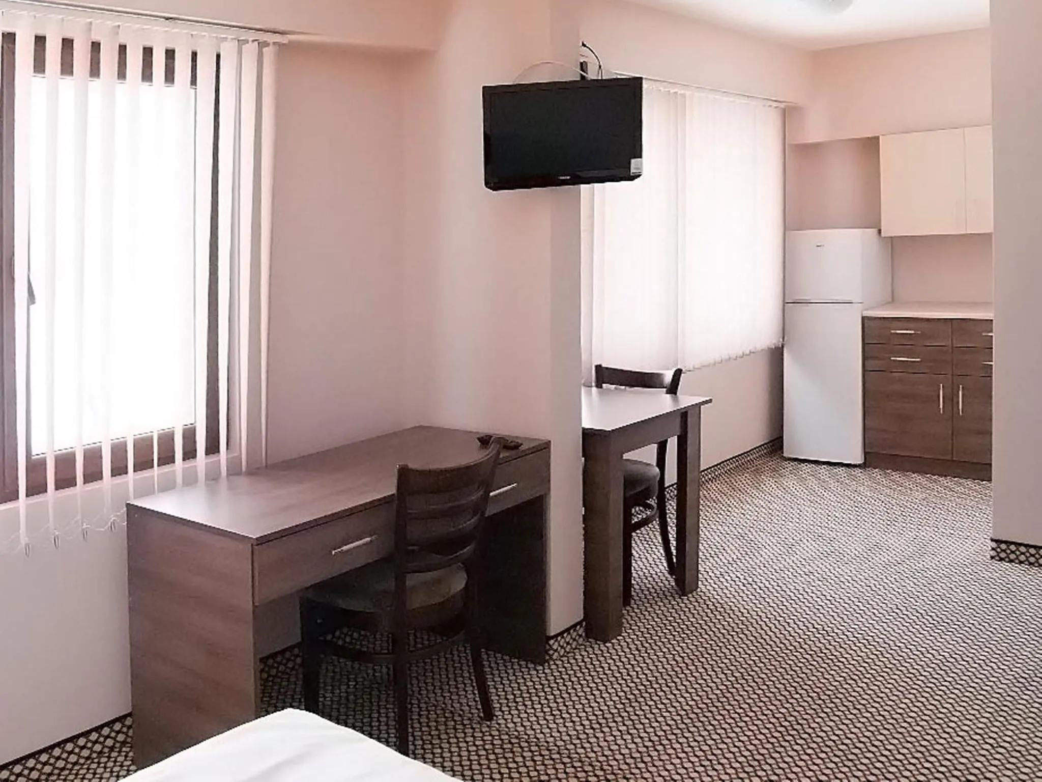 Photo of the whole room in Motel Maritsa