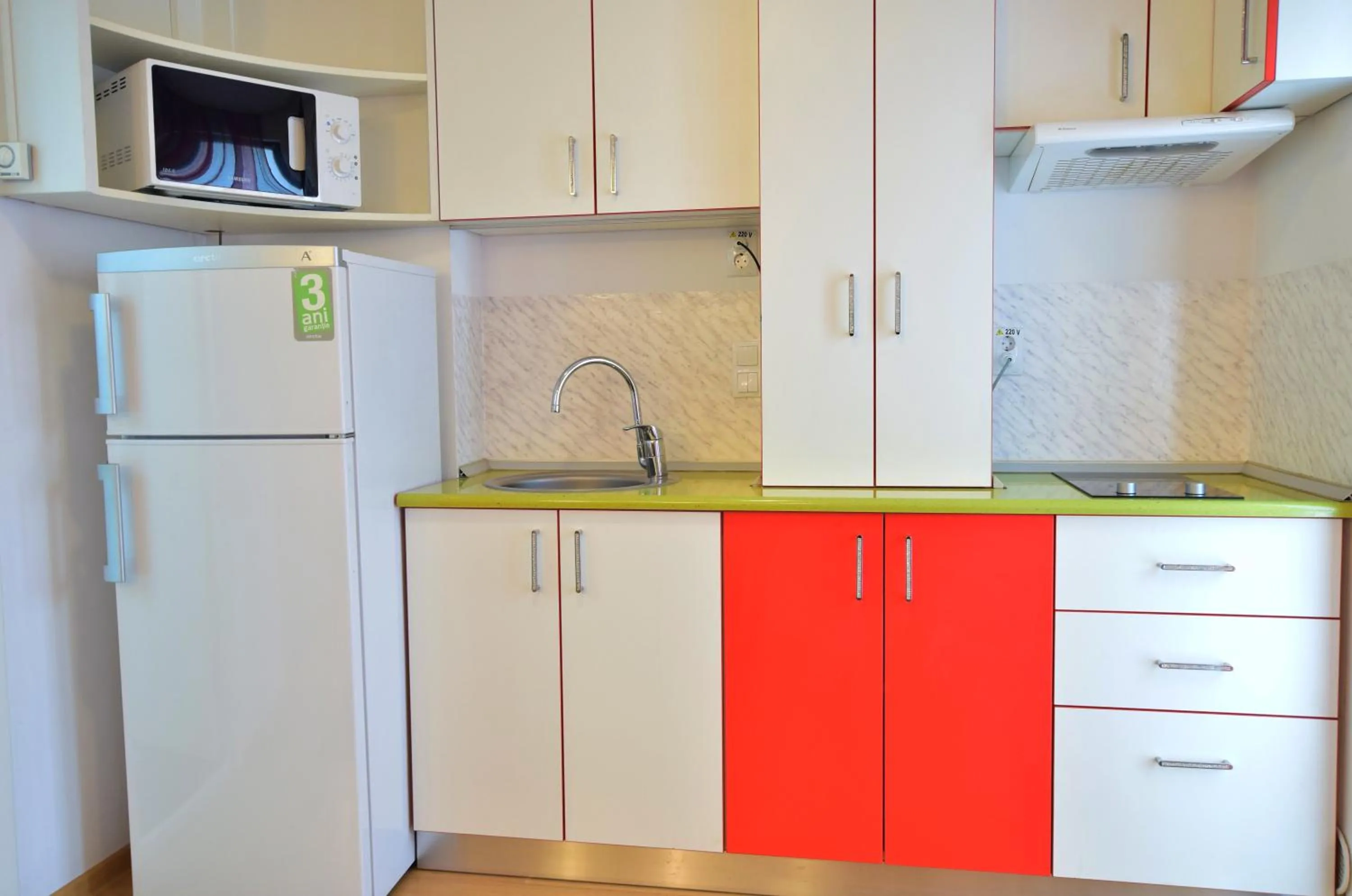 Kitchen or kitchenette in Decebal Residence Apartments