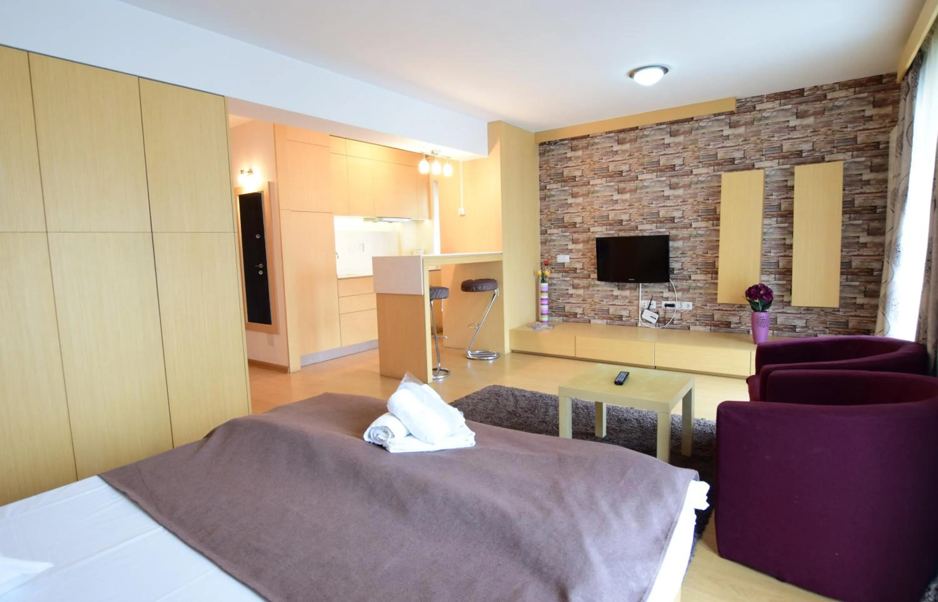 Steam room, Bed in Decebal Residence Apartments