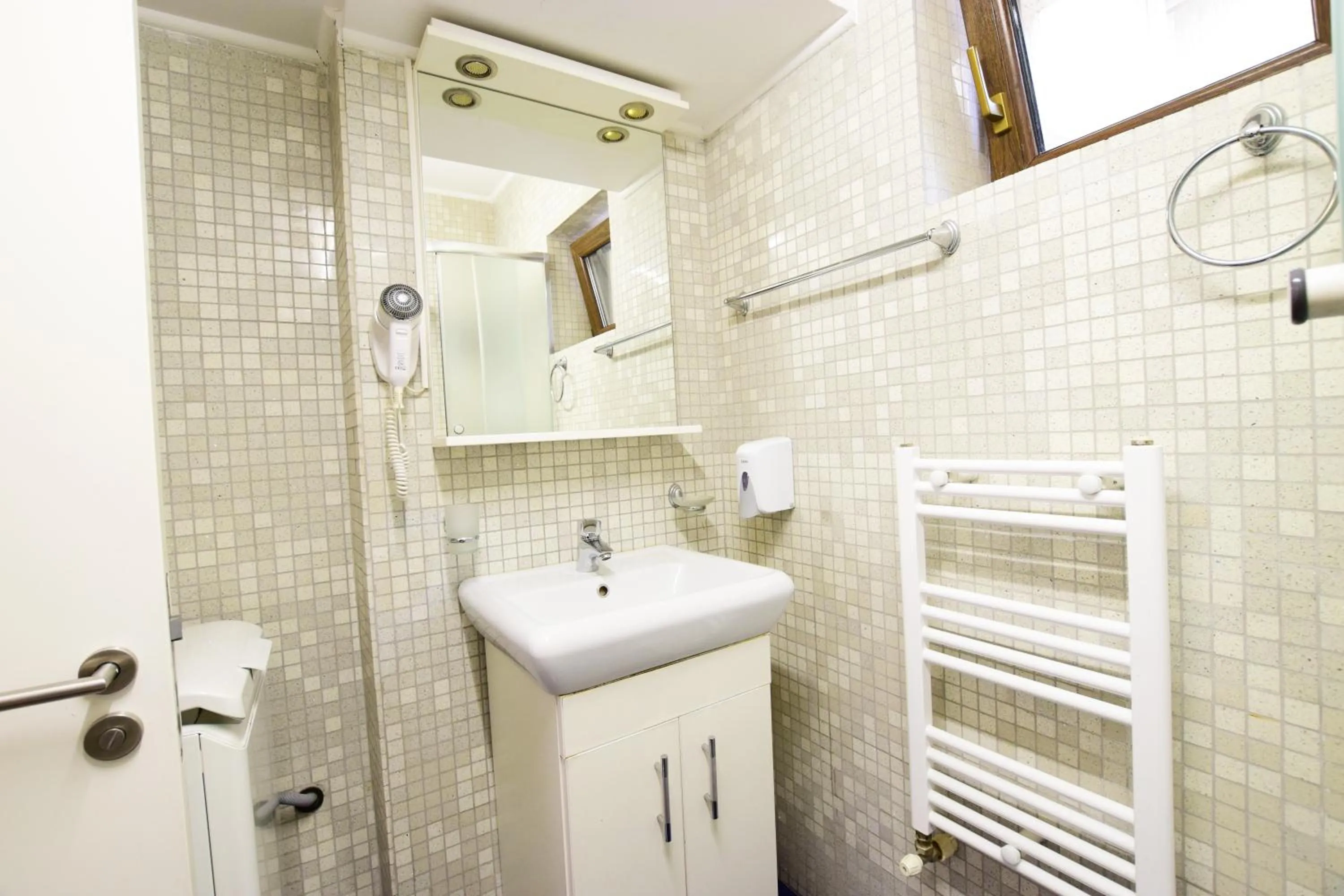 Bathroom in Decebal Residence Apartments