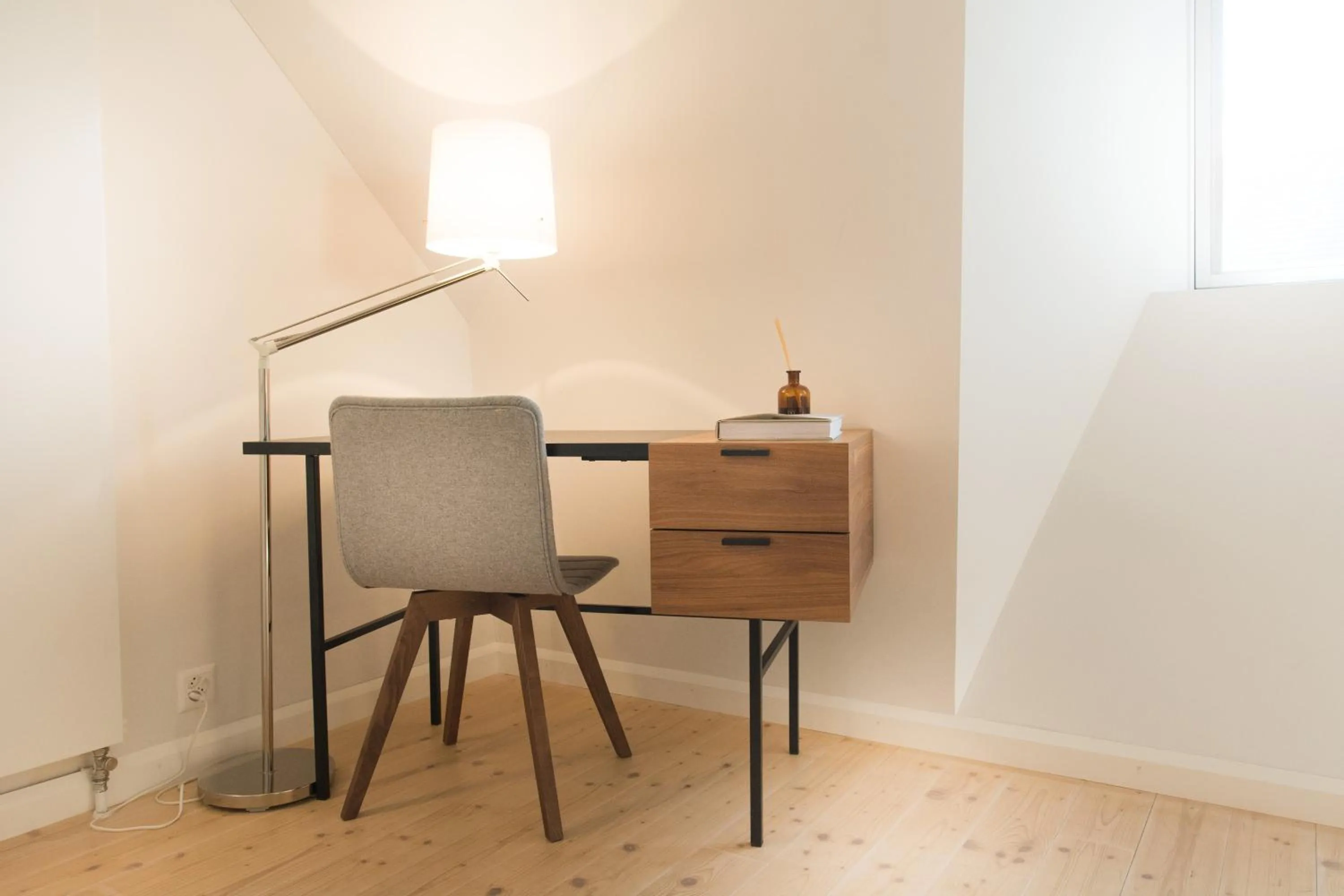 Decorative detail in Top City Center Apartments location next to Lion Monument