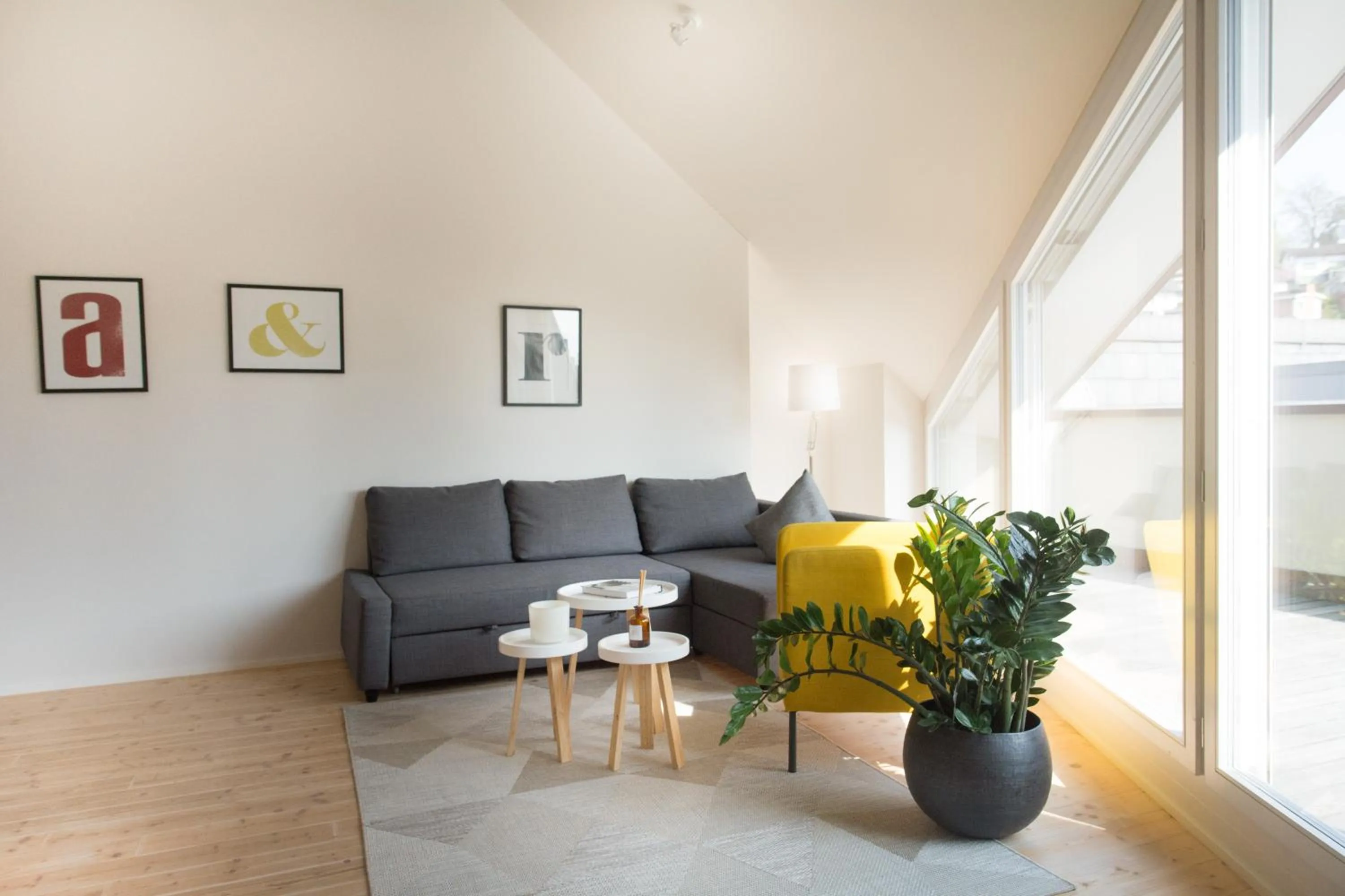 Balcony/Terrace in Top City Center Apartments location next to Lion Monument