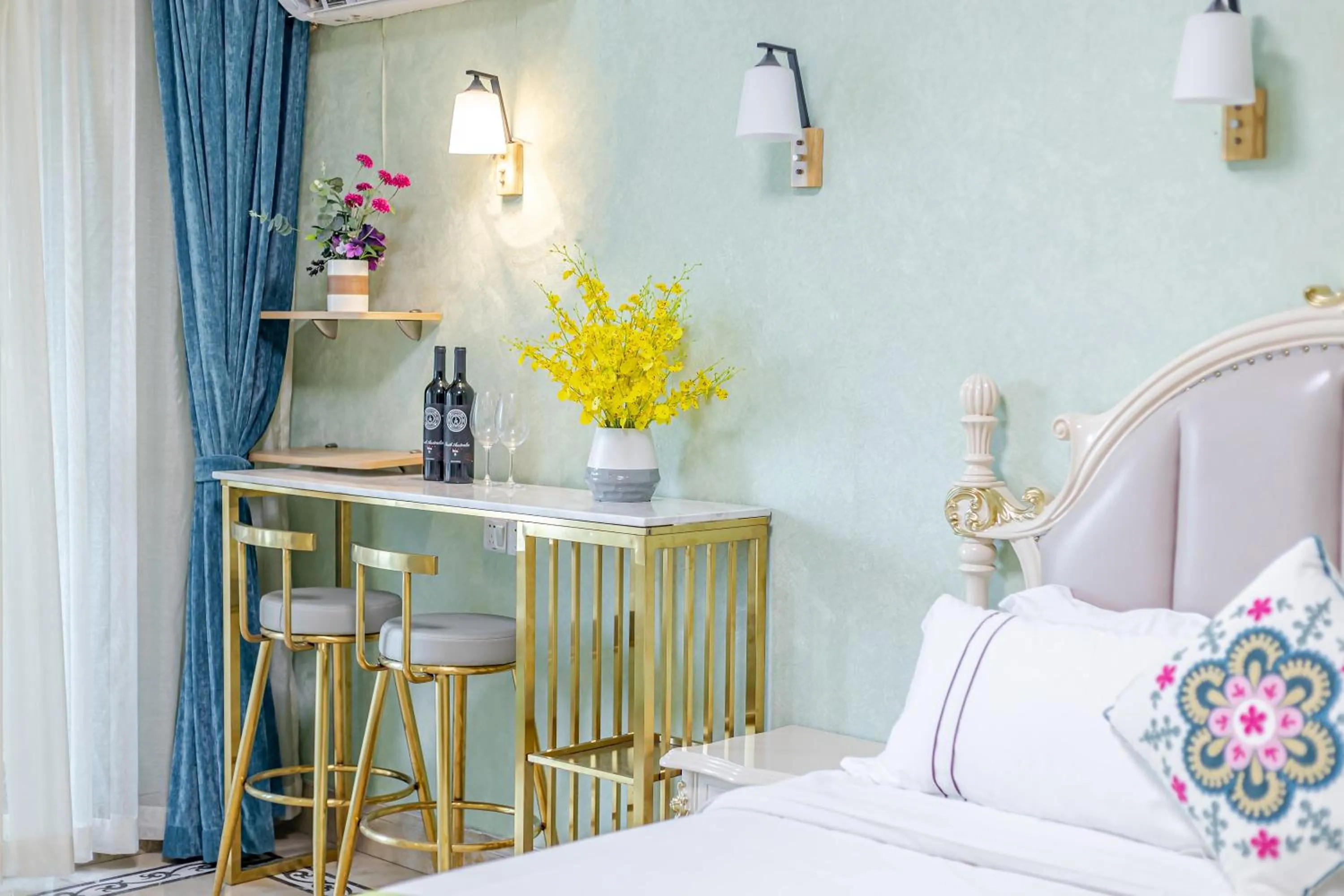 WAIFIDEN Guangzhou HaiZhu Square WanYi Apartment