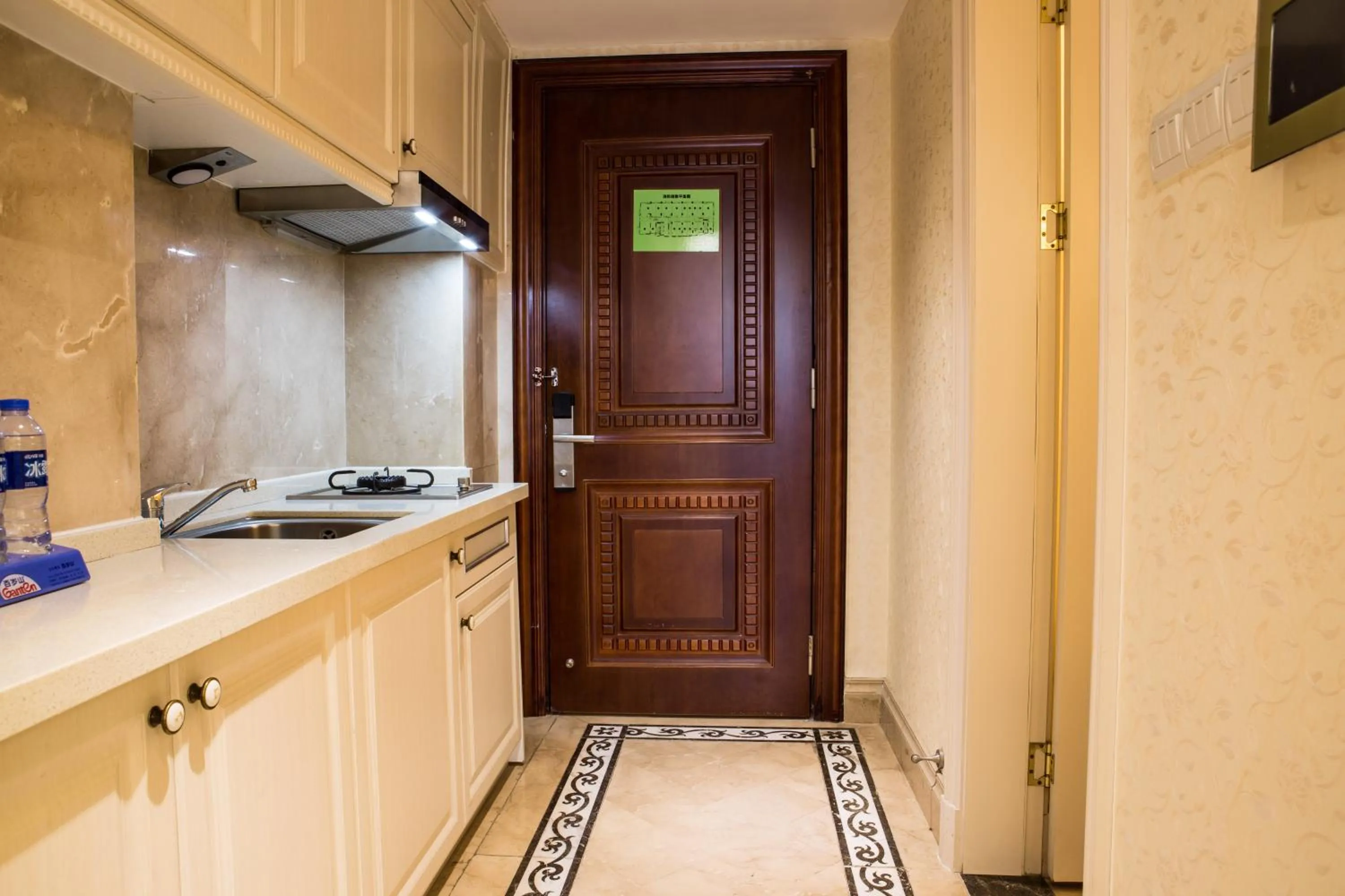 WAIFIDEN Guangzhou HaiZhu Square WanYi Apartment