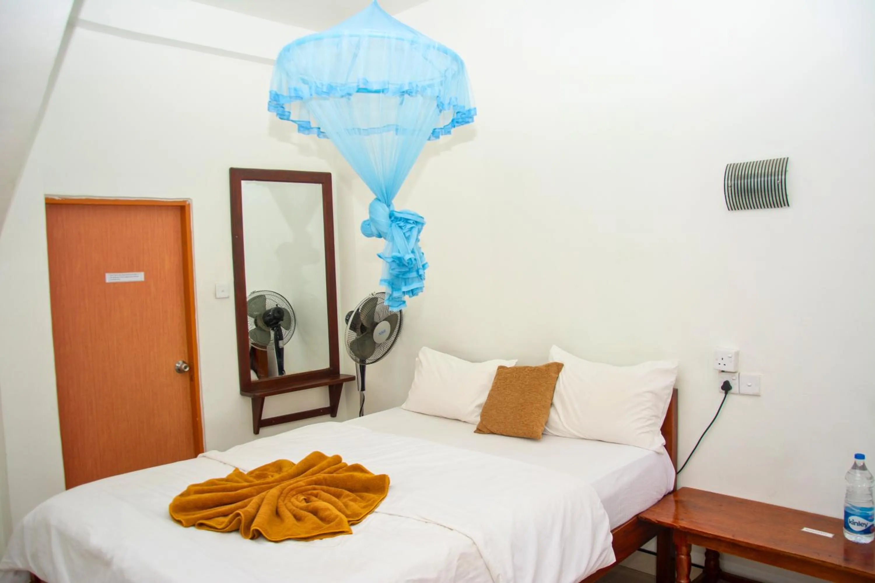 Bed in 9 Arch view rest inn