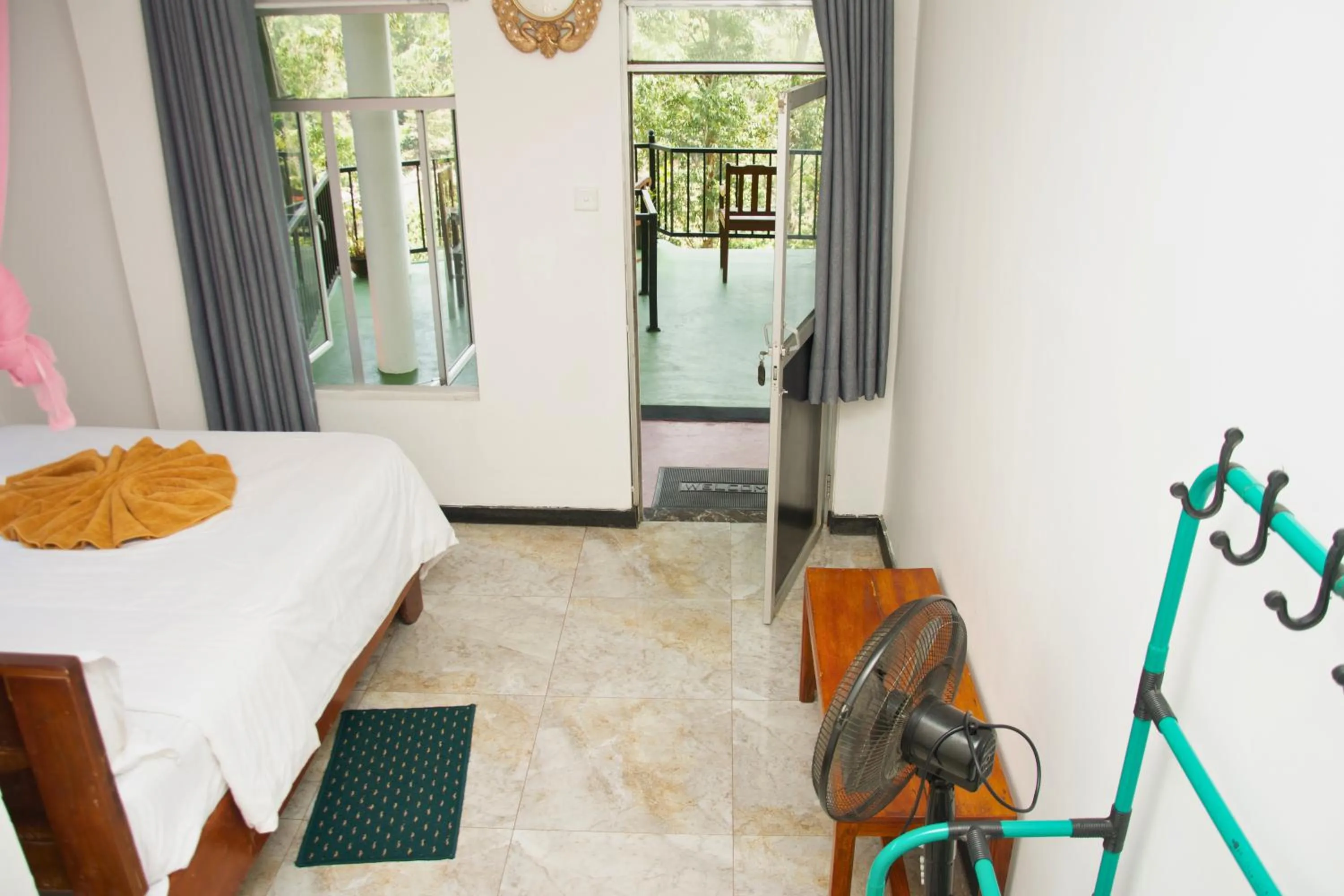 Bed in 9 Arch view rest inn