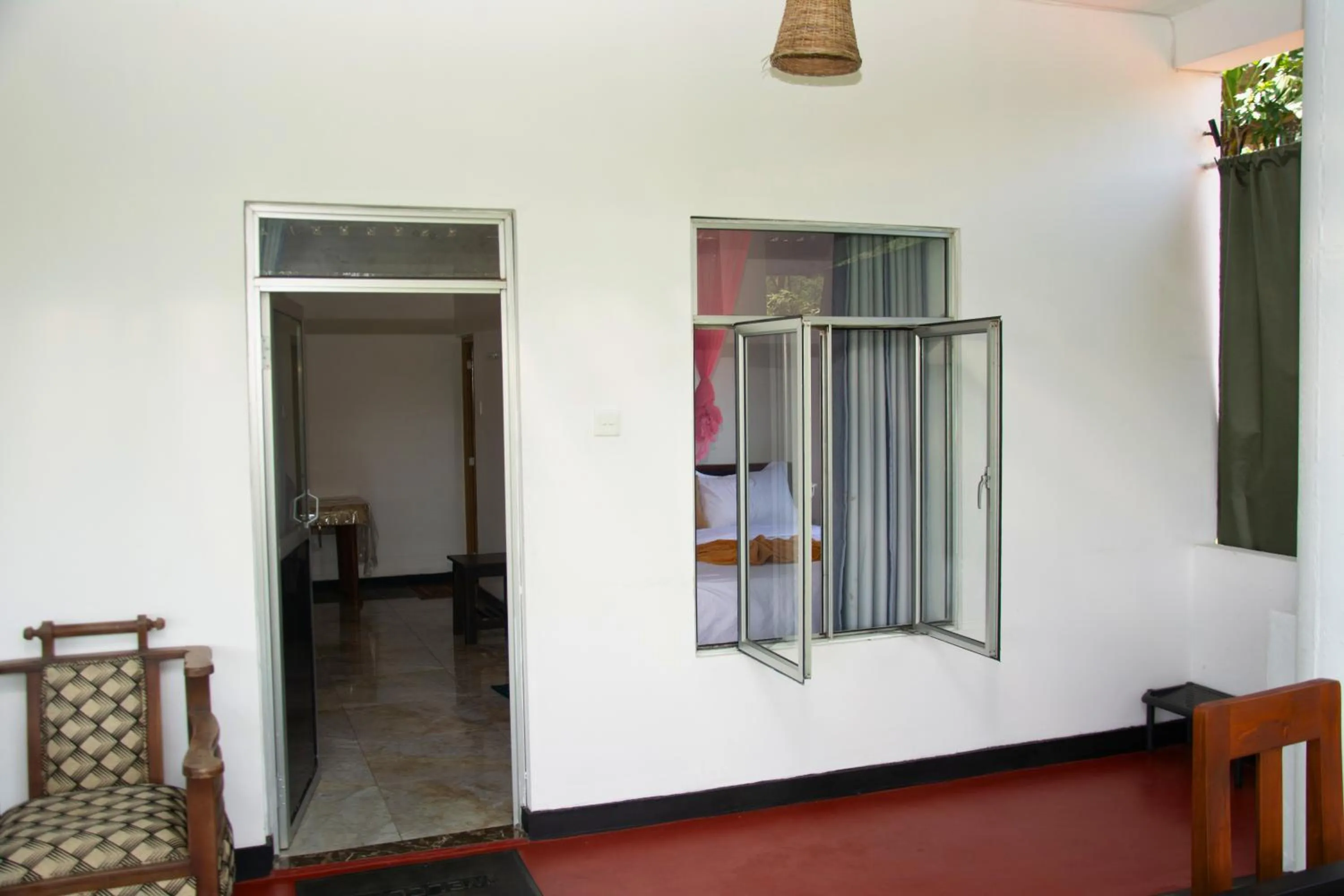 Property building in 9 Arch view rest inn