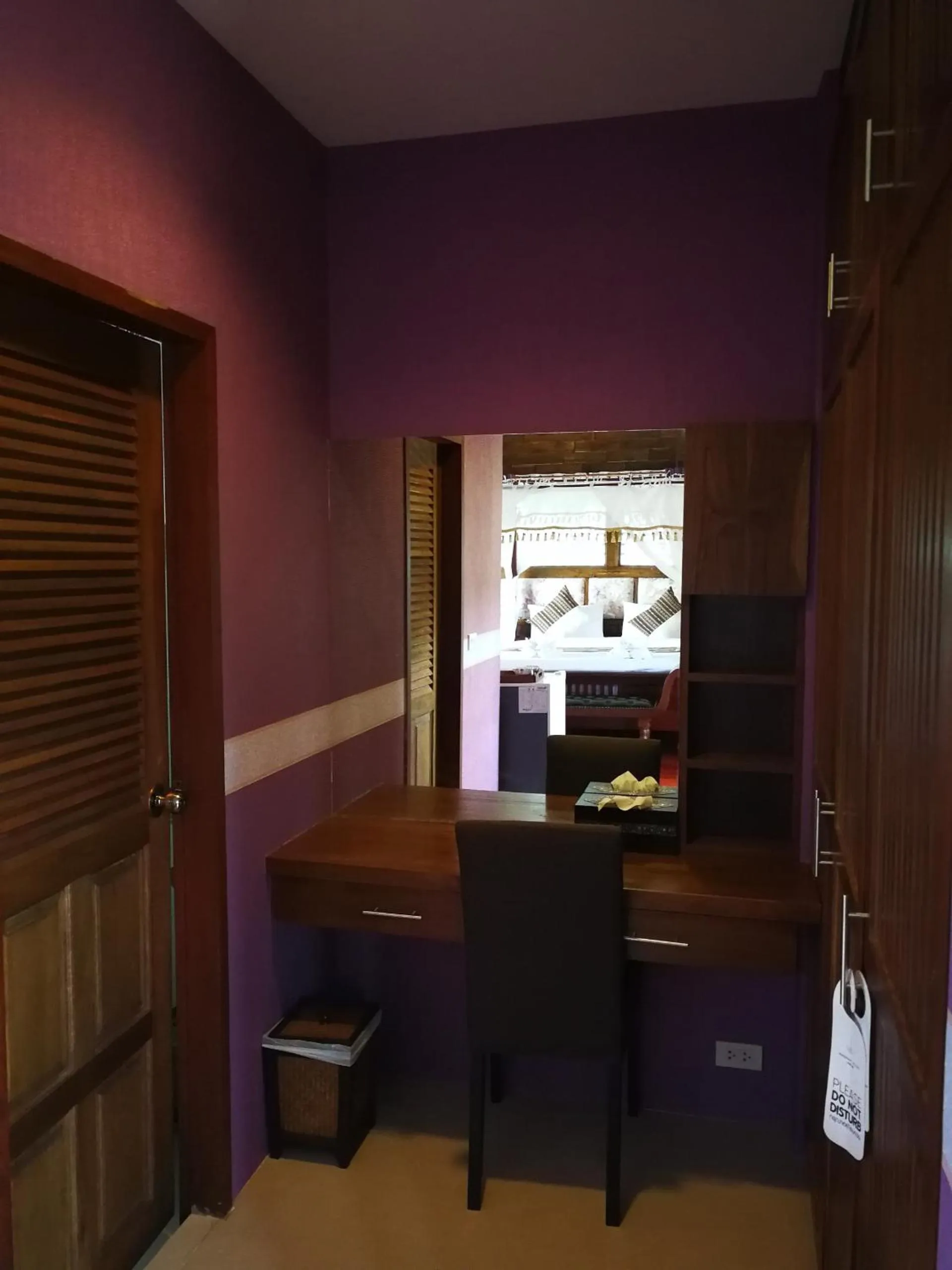 hair dresser in Buraphat Resort