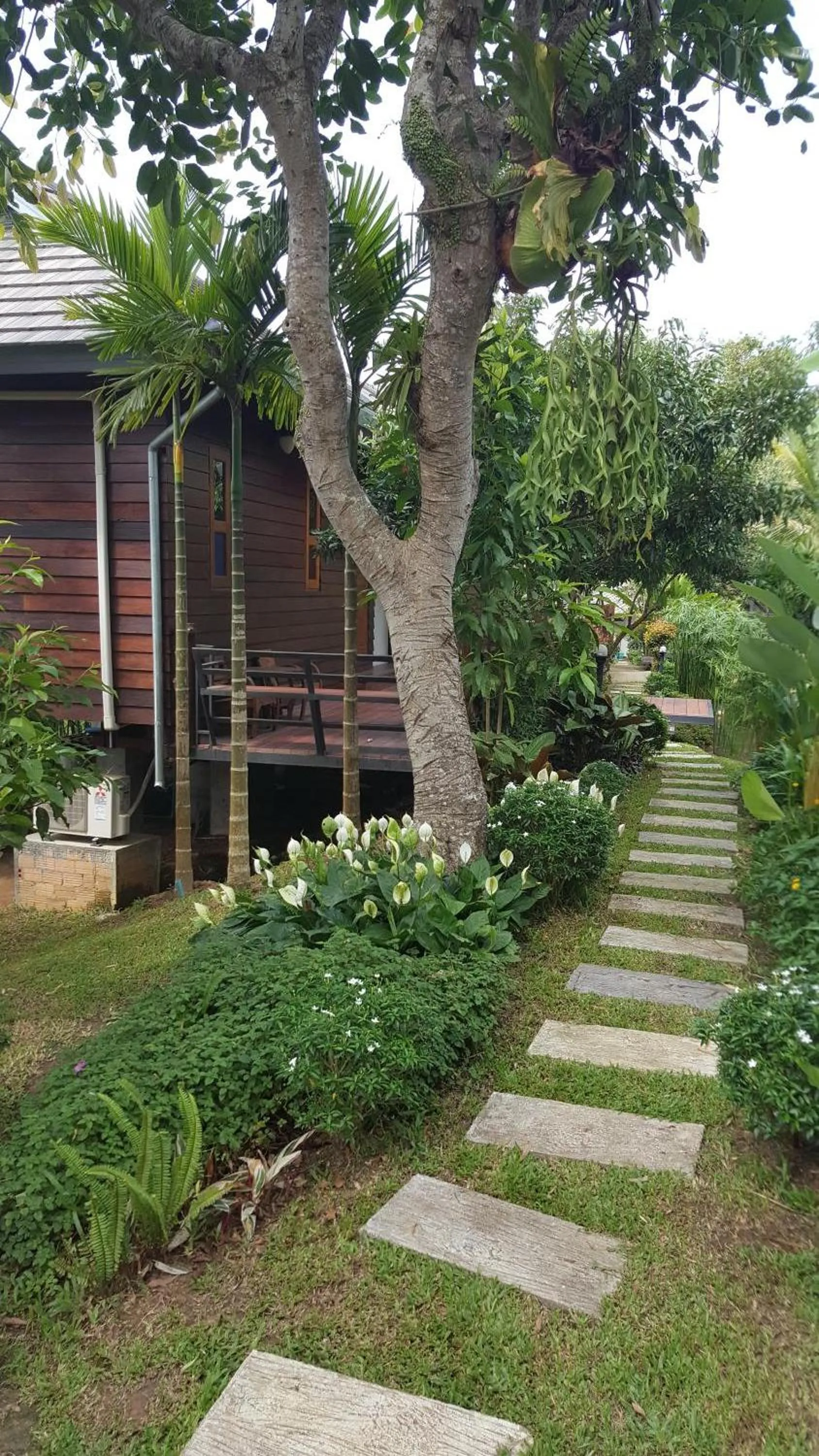 Garden view in Buraphat Resort