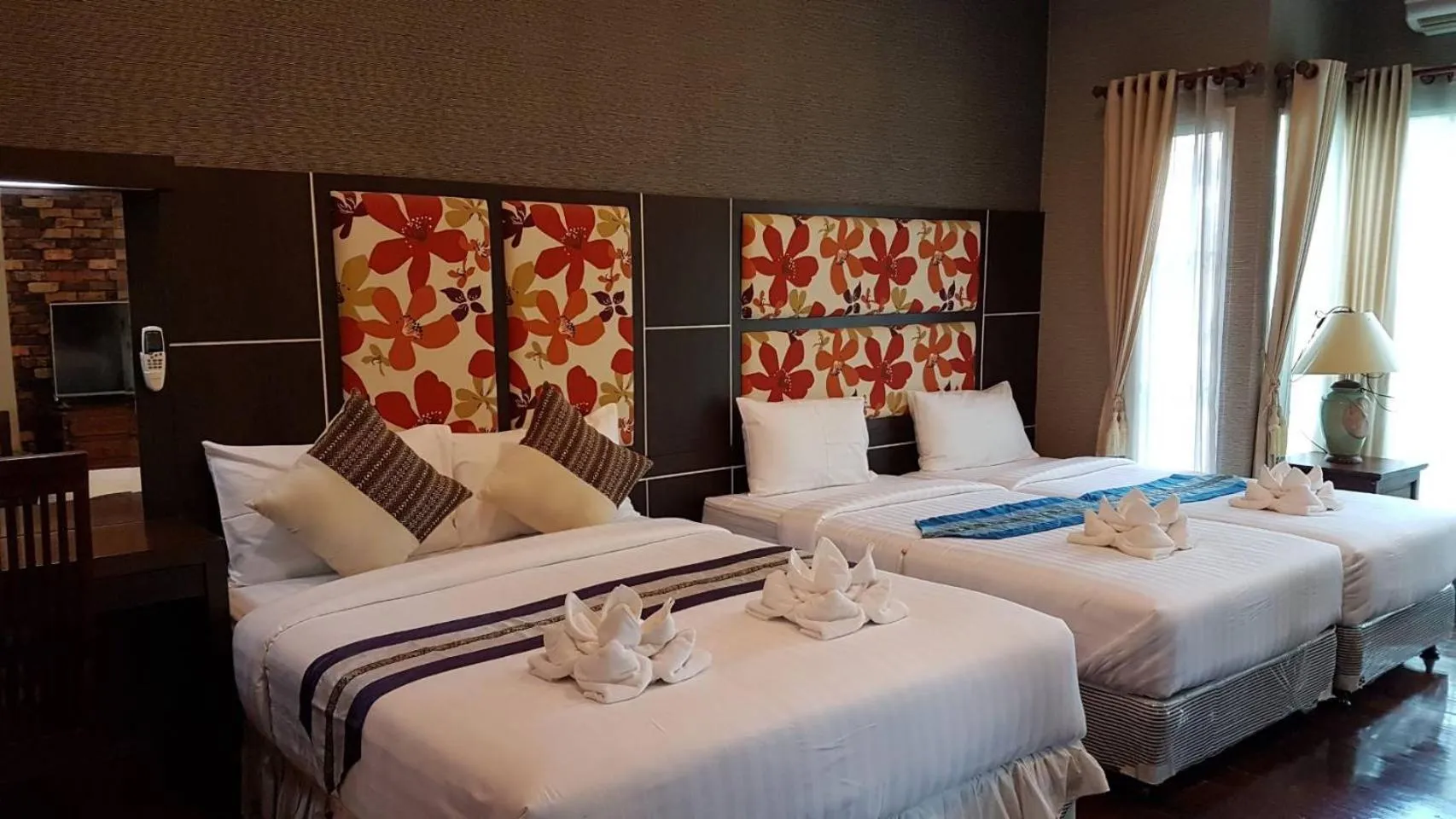 Bedroom, Bed in Buraphat Resort