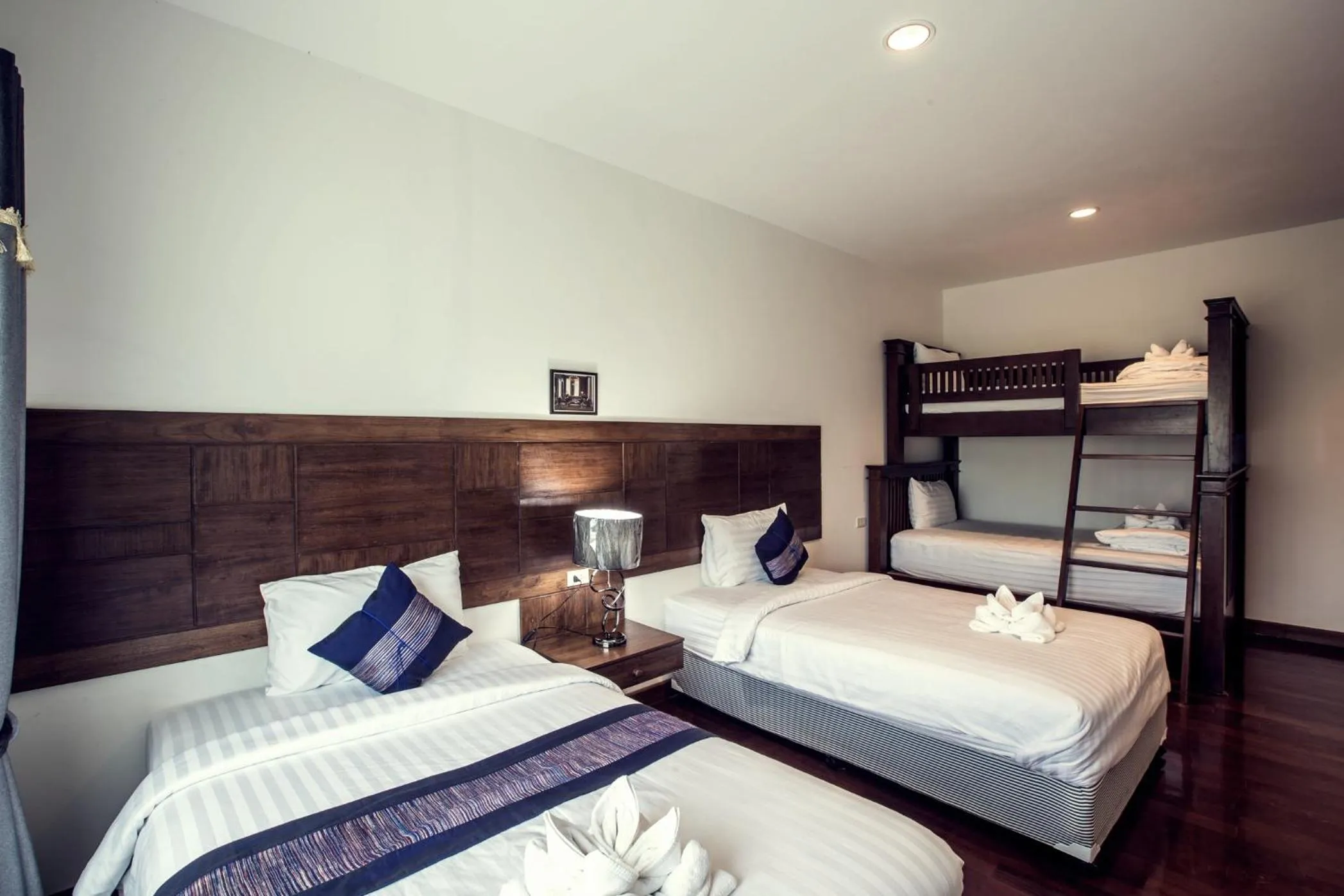 bunk bed, Bed in Buraphat Resort