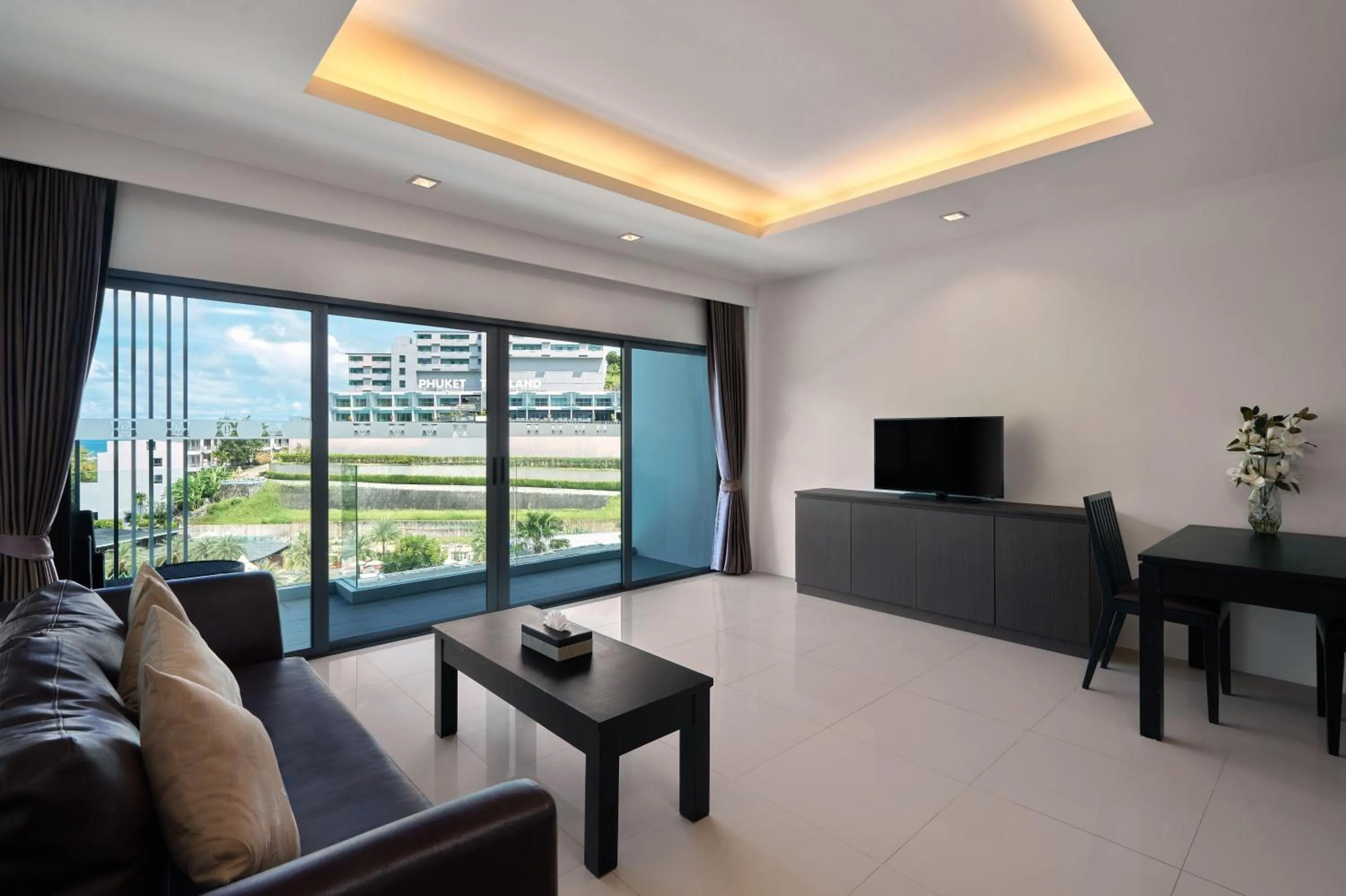 TV and multimedia in Patong Bay Hill