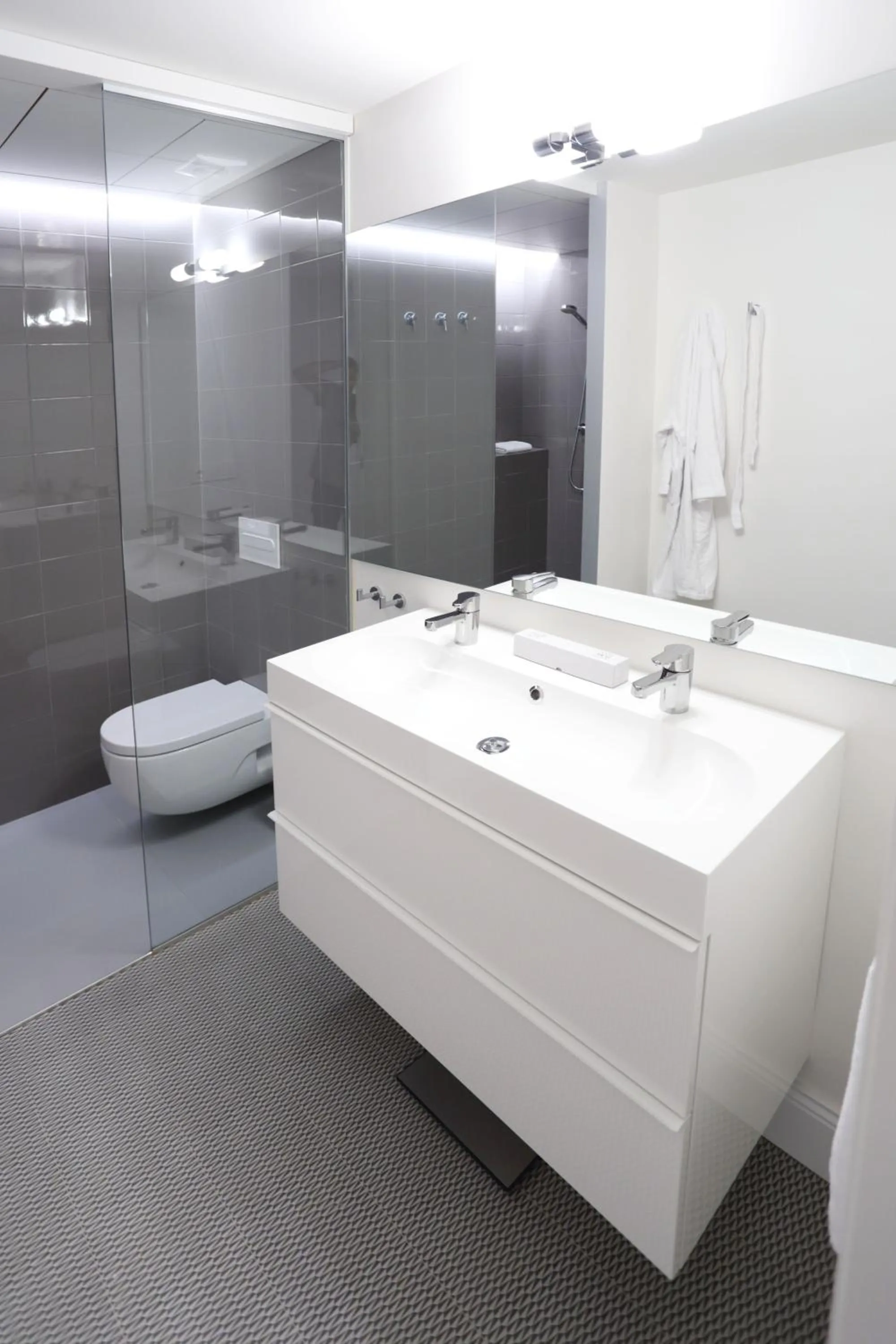 Bathroom in Apartaments Plaça Del Vi