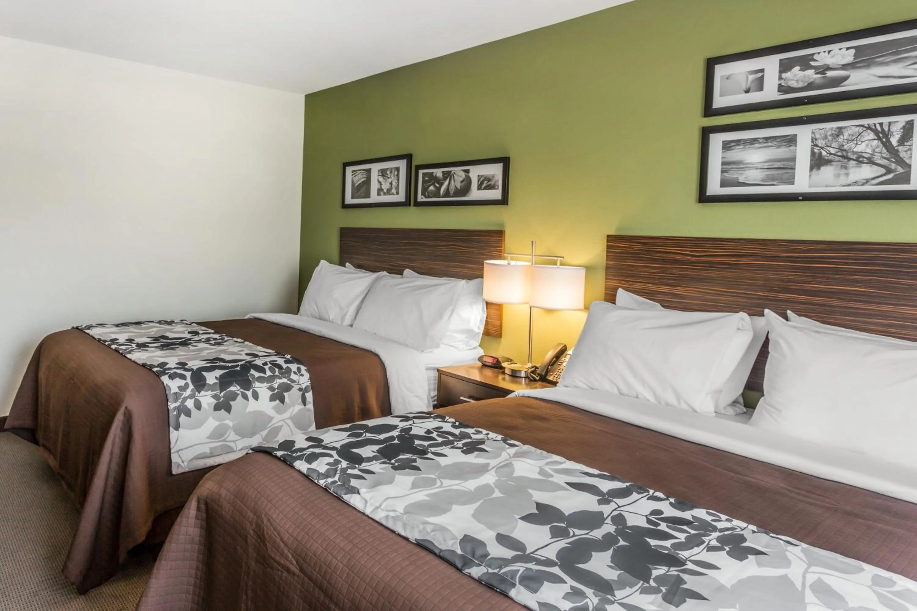 Bed in Sleep Inn & Suites Dayton South