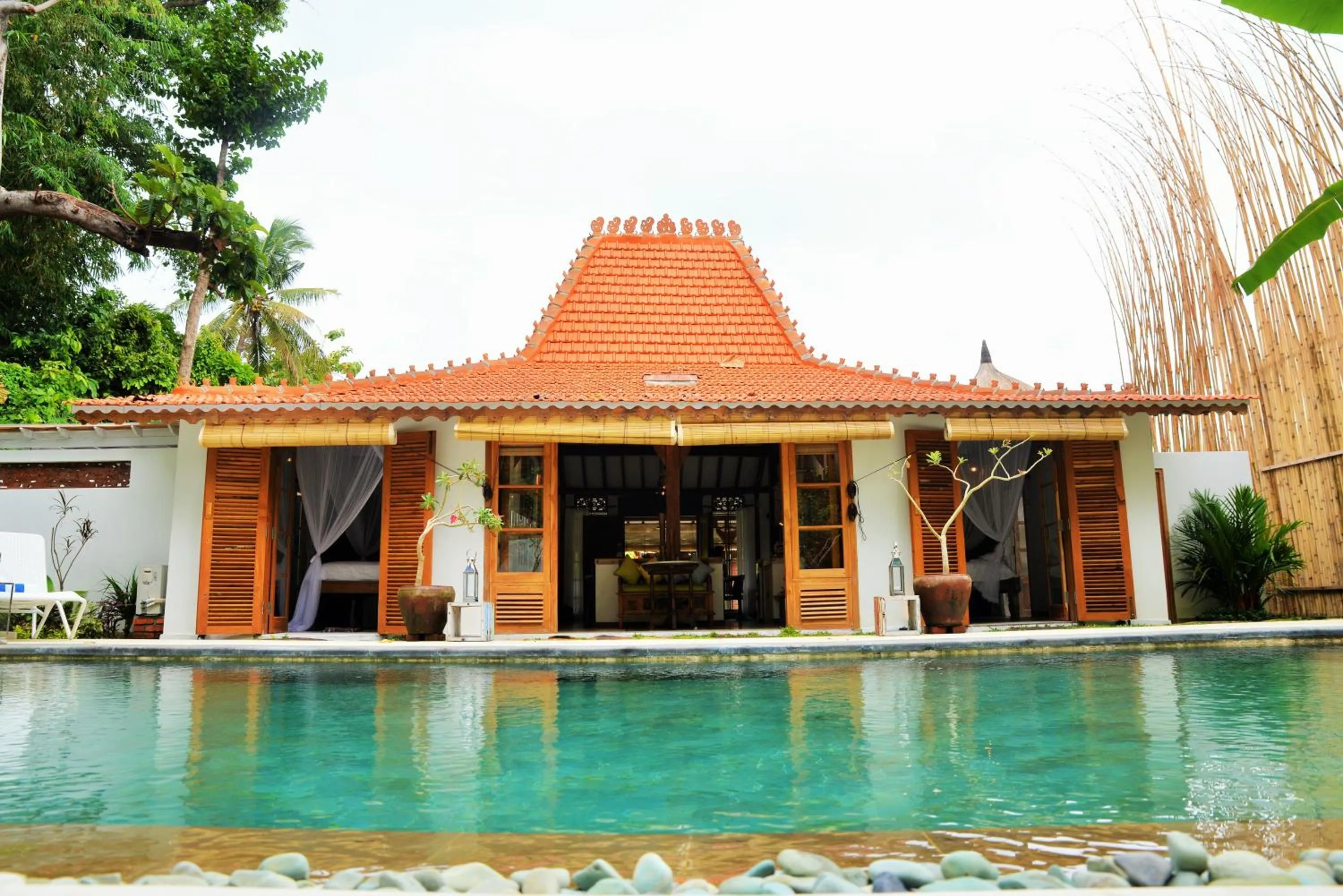 Property building in Lata Lama