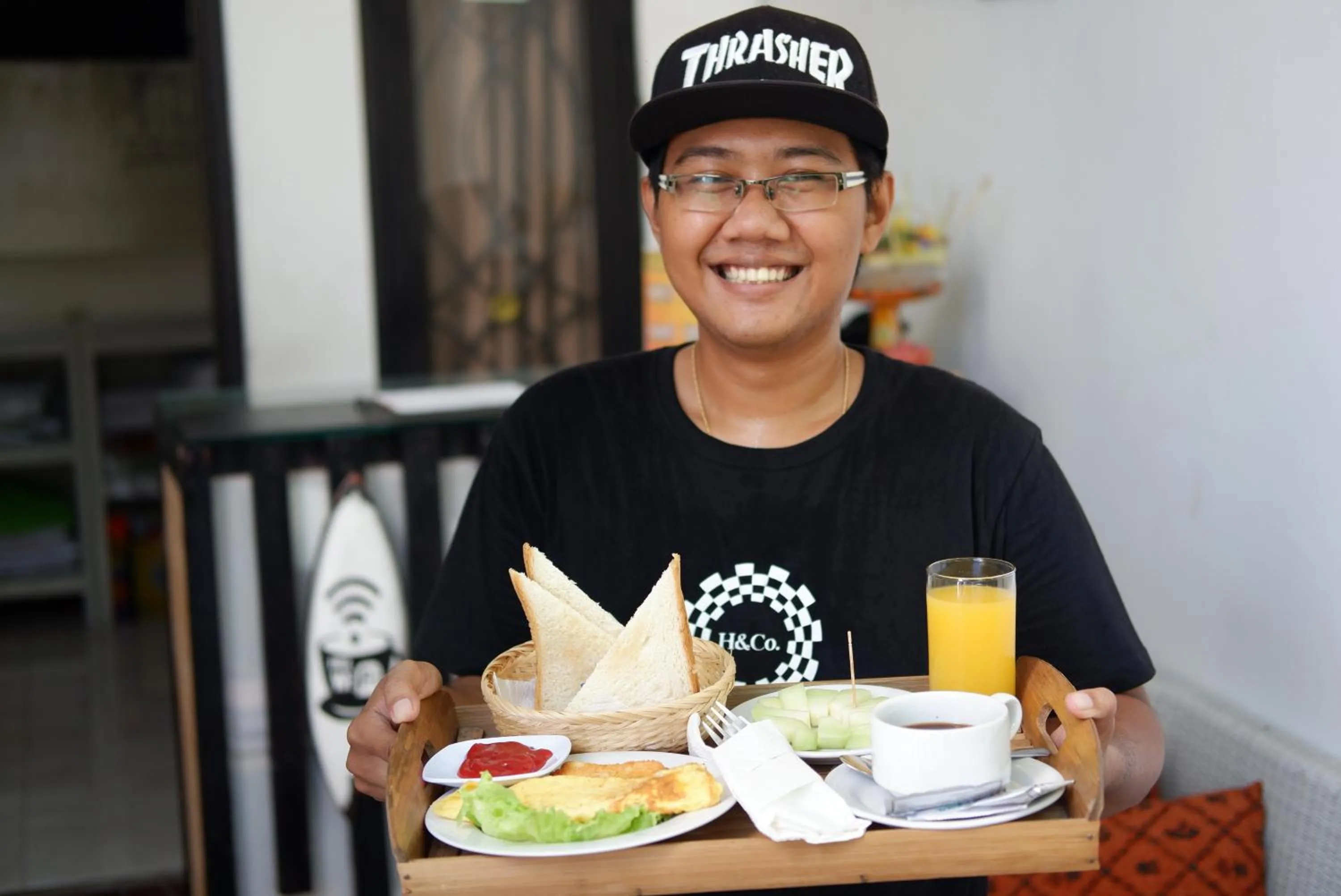 Staff in Akatara Stay