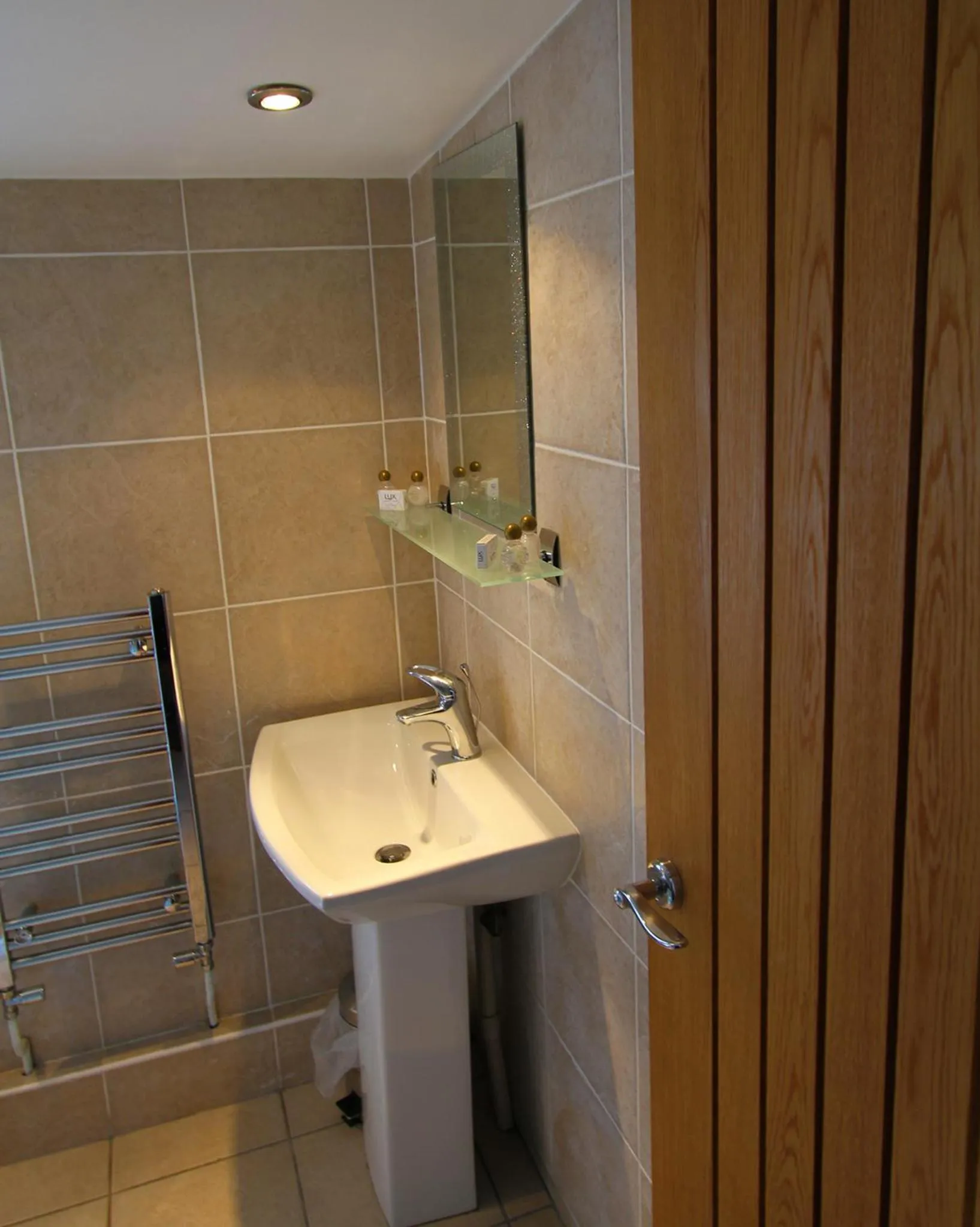 Bathroom in Sound of the River