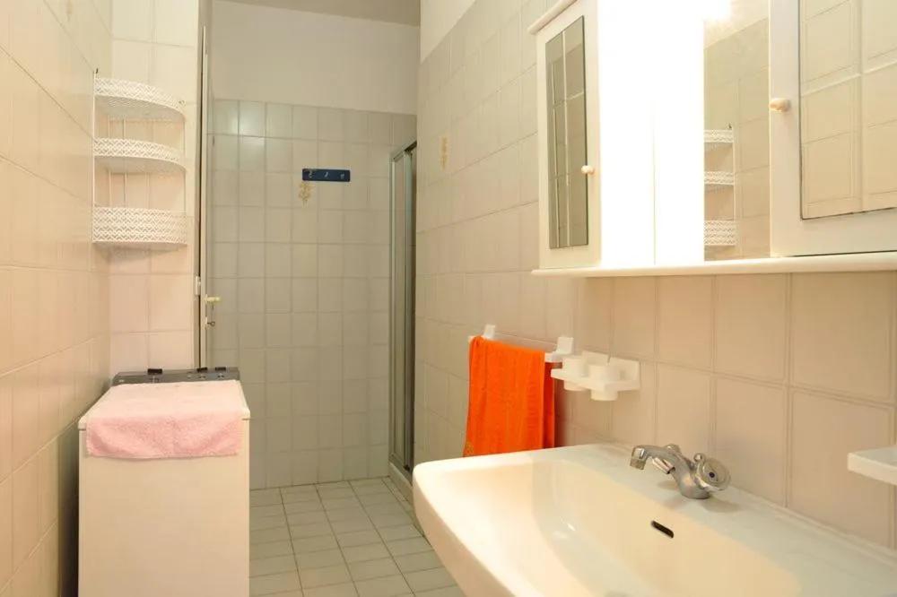 Shower in Residence Leonardo sul mare