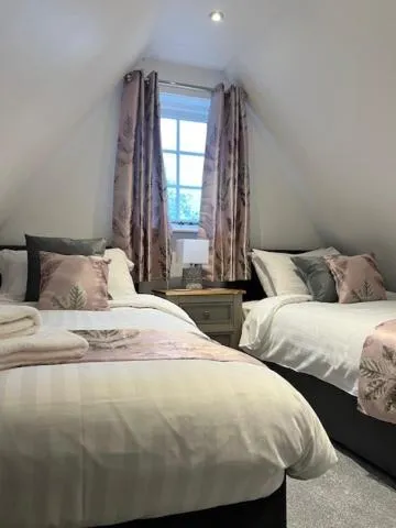 Bedroom, Bed in The Harvard Inn