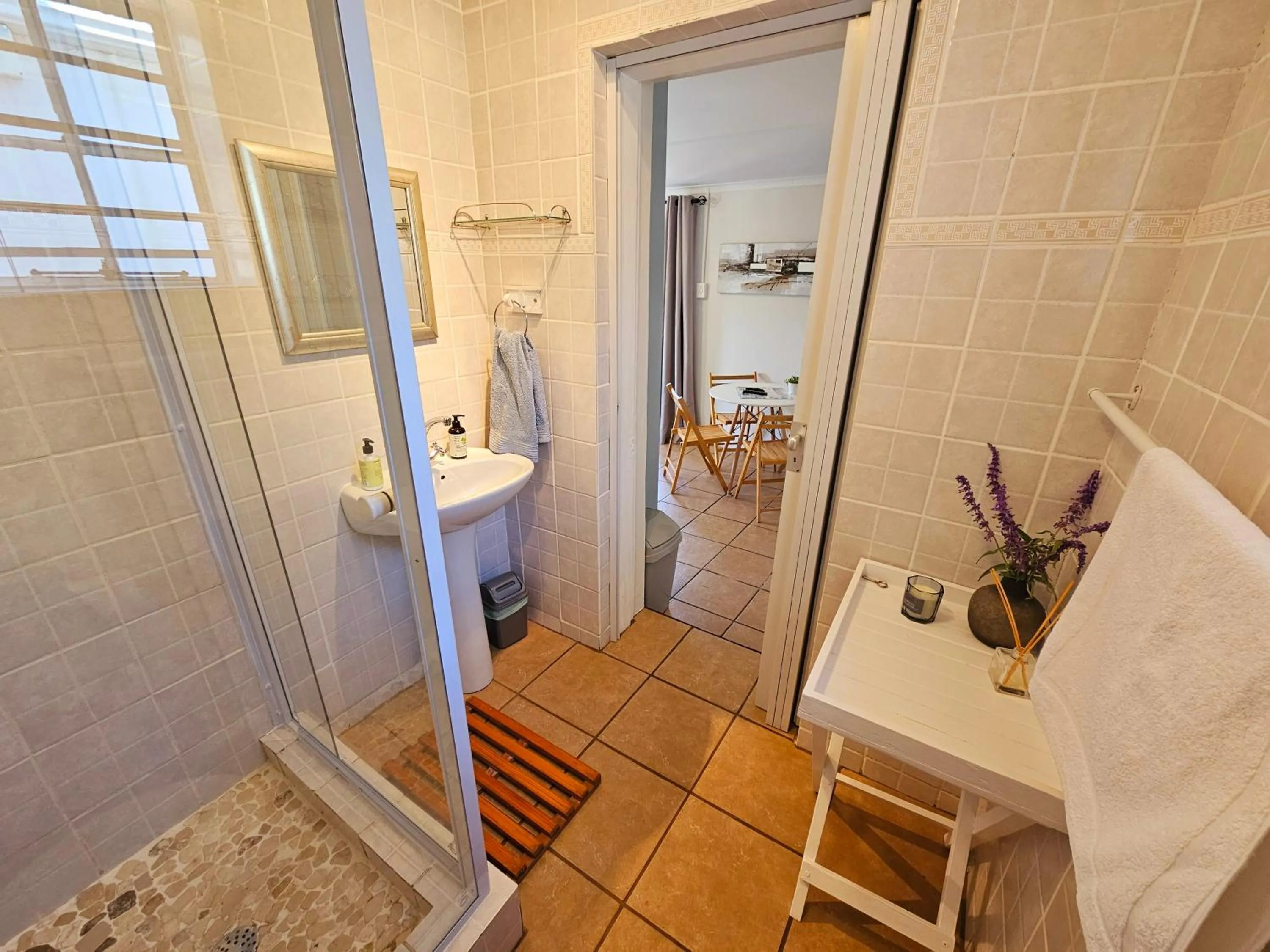 Bathroom in Rawsonville House