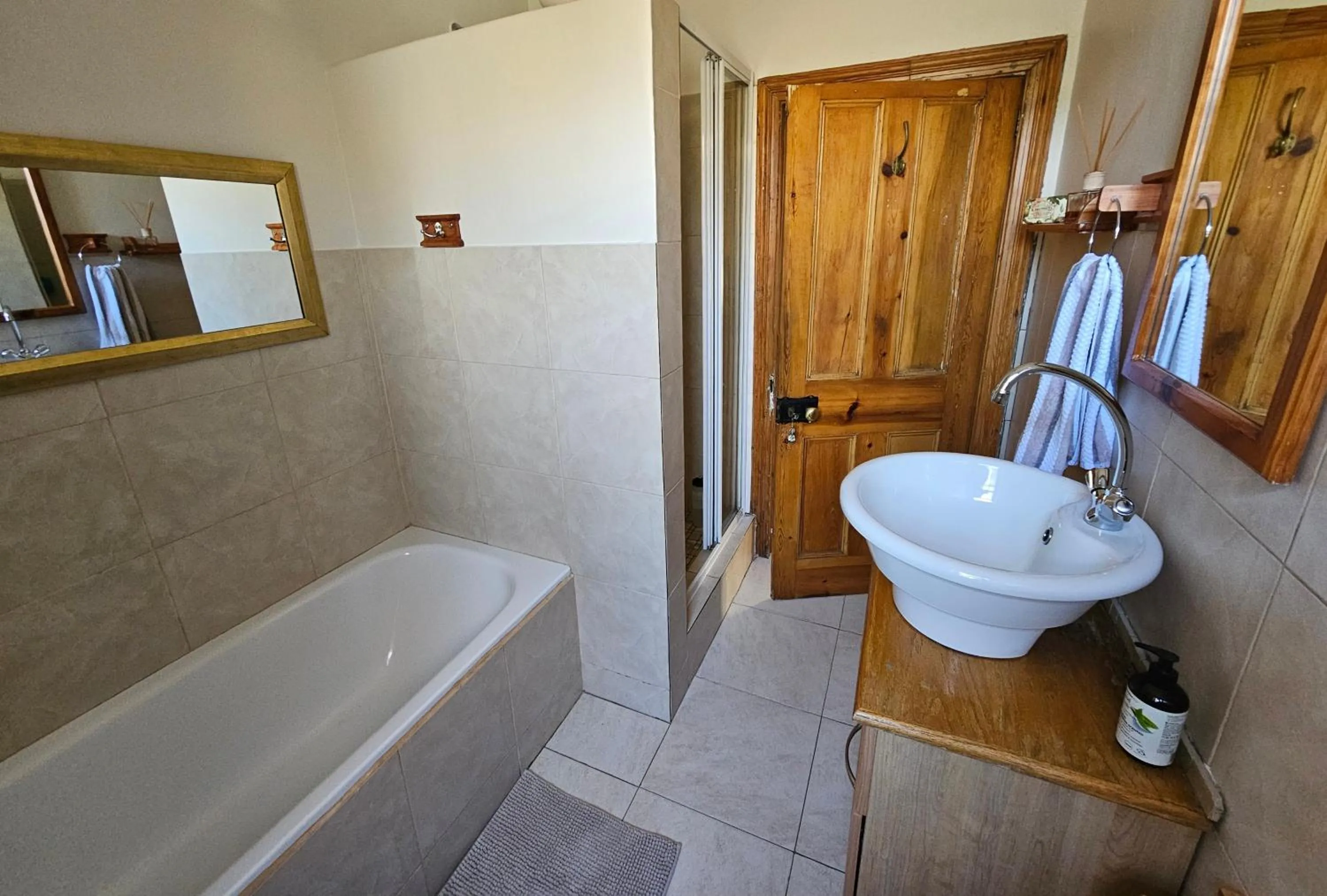 Bathroom in Rawsonville House