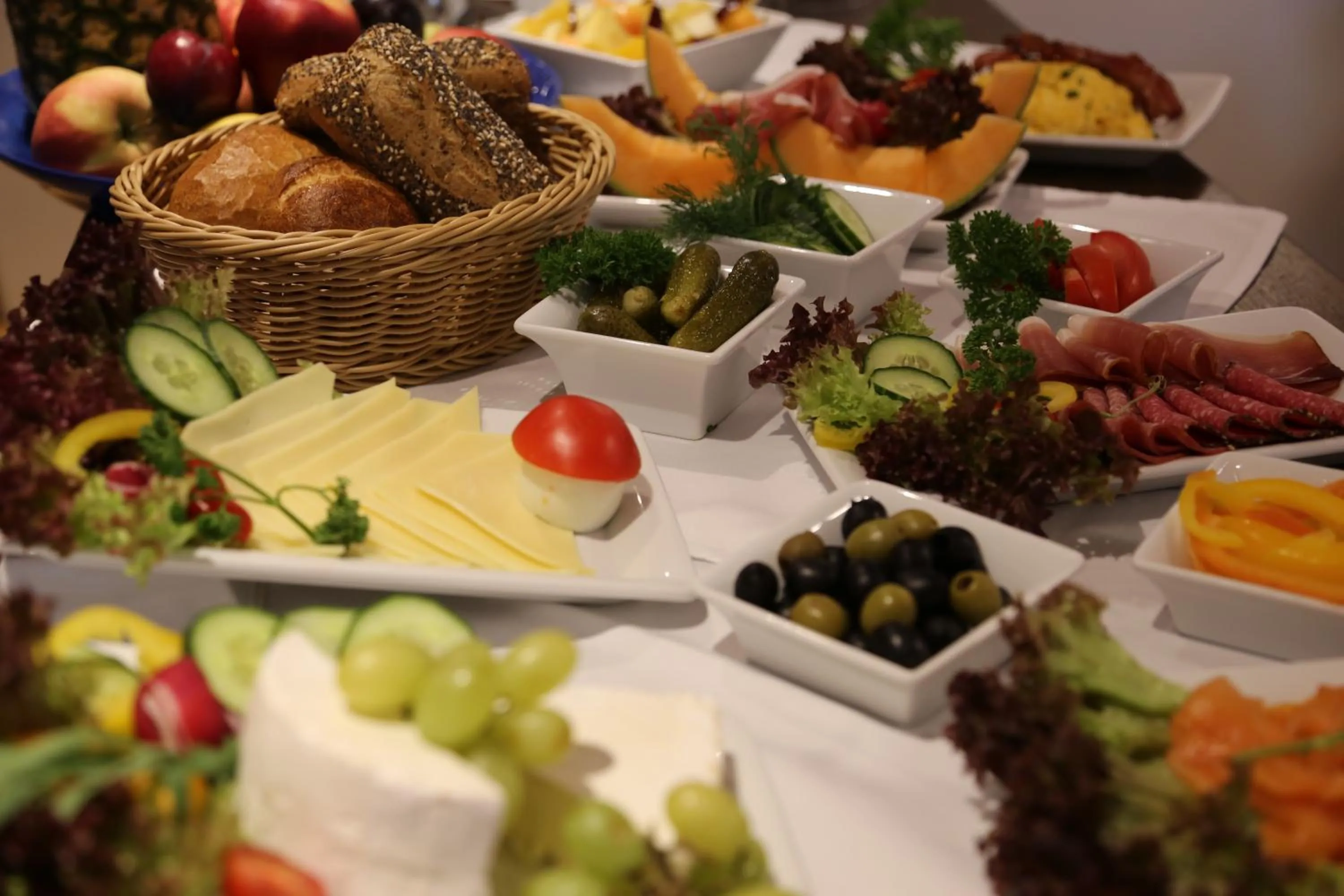 Buffet breakfast in Hotel Vintage Am Bundesbank-Bunker