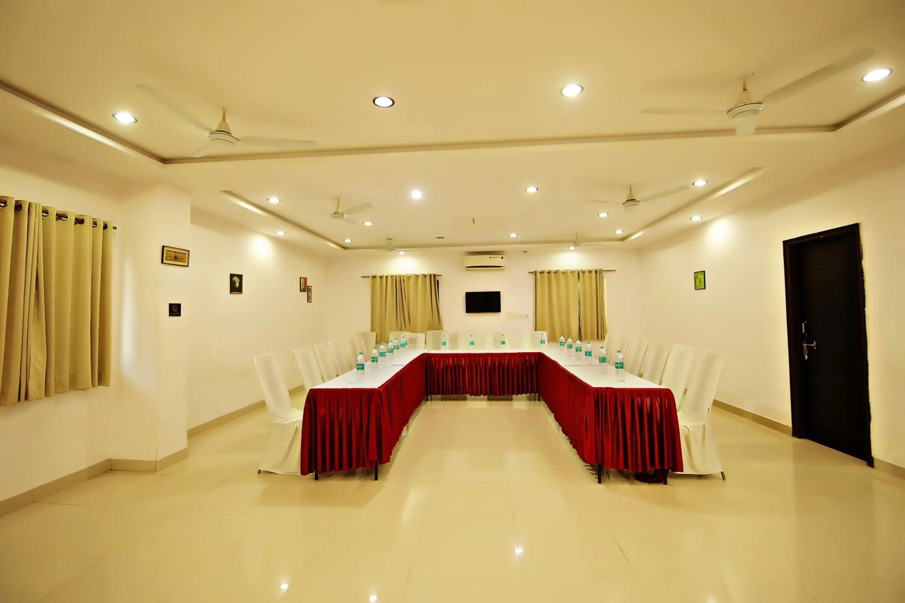 Meeting/conference room in The Park Classic Udaipur