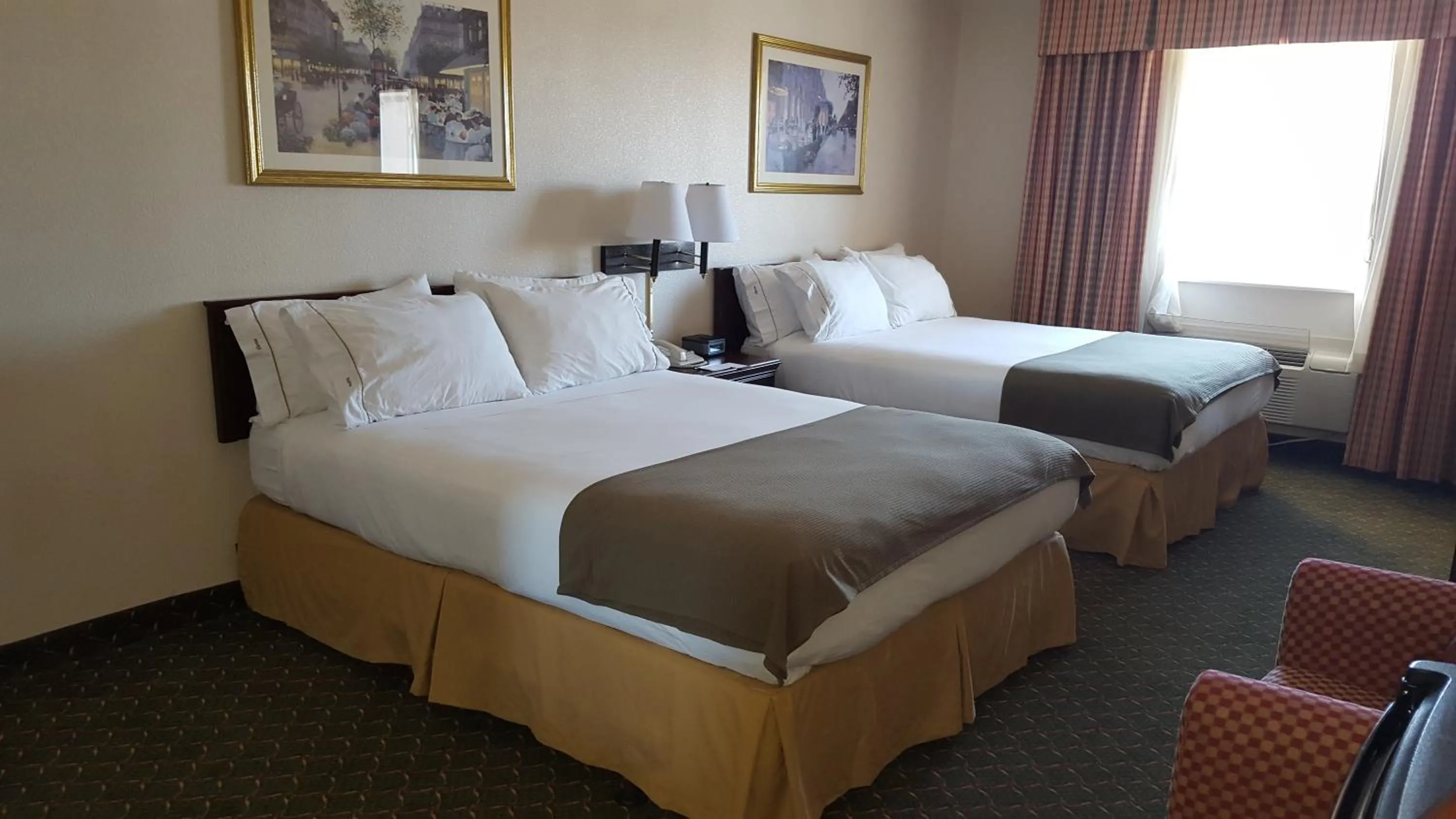 Bed in Country Inn & Suites by Radisson, Fort Worth West l-30 NAS JRB