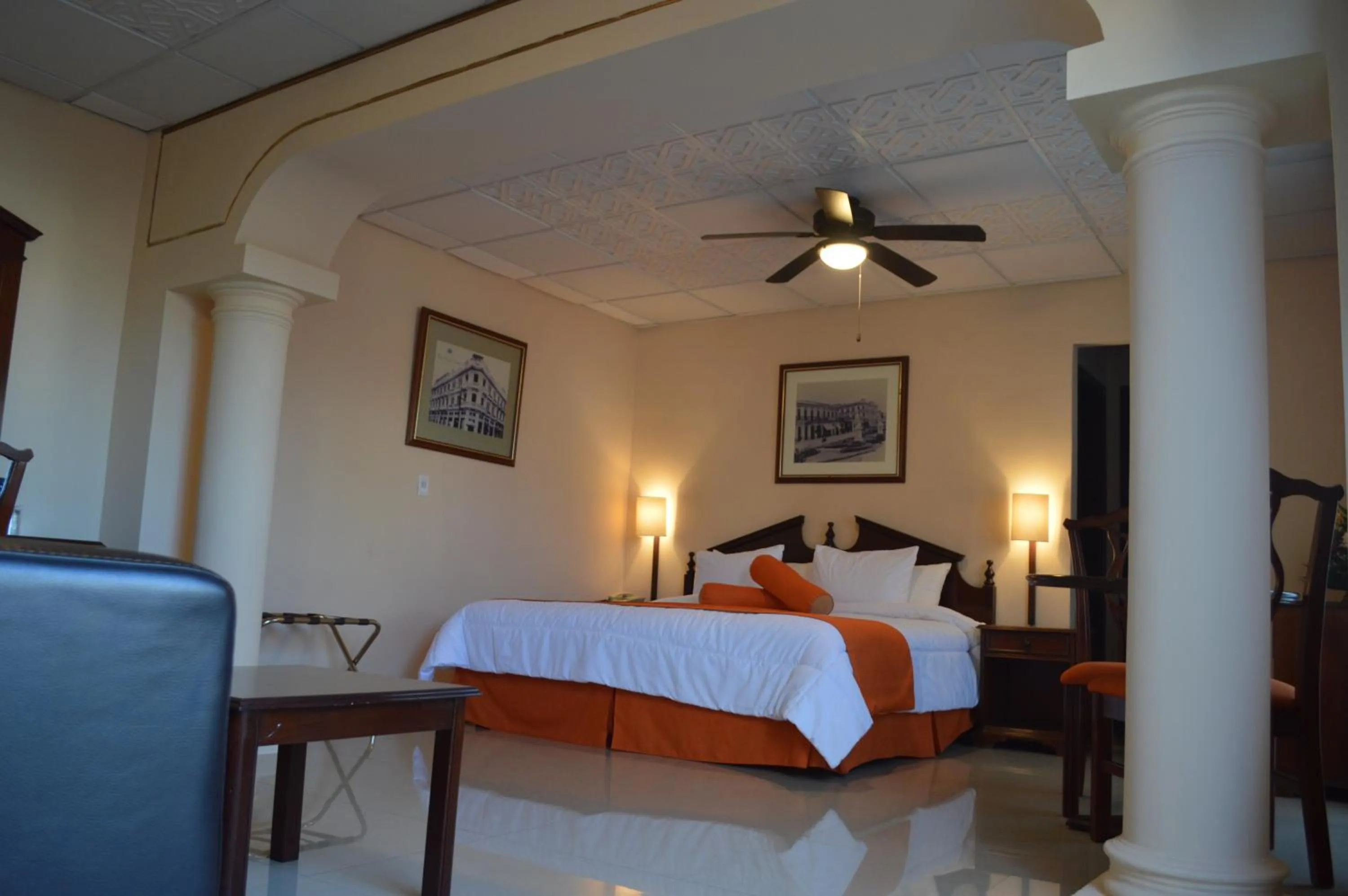 Bed in Hotel Royal Palace