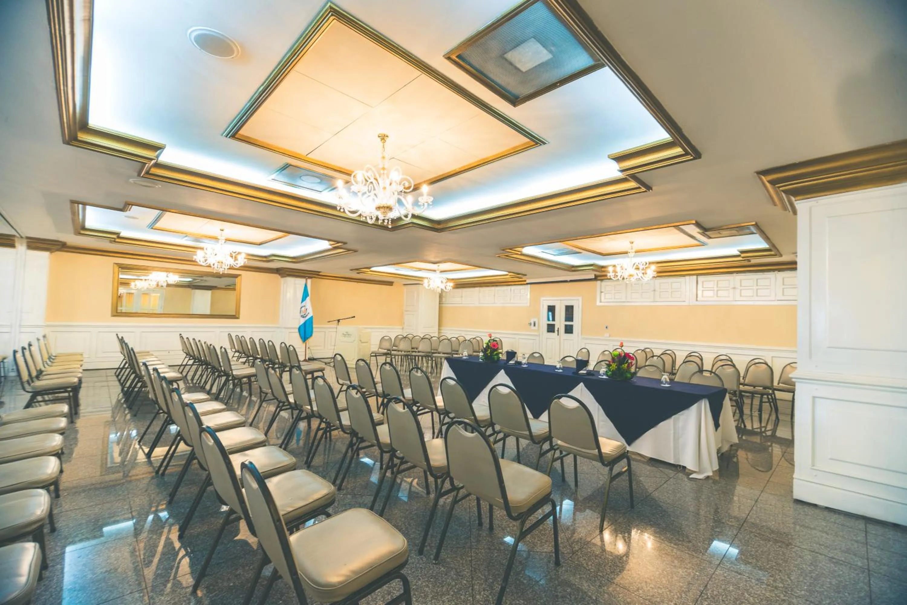 Area and facilities in Hotel Royal Palace