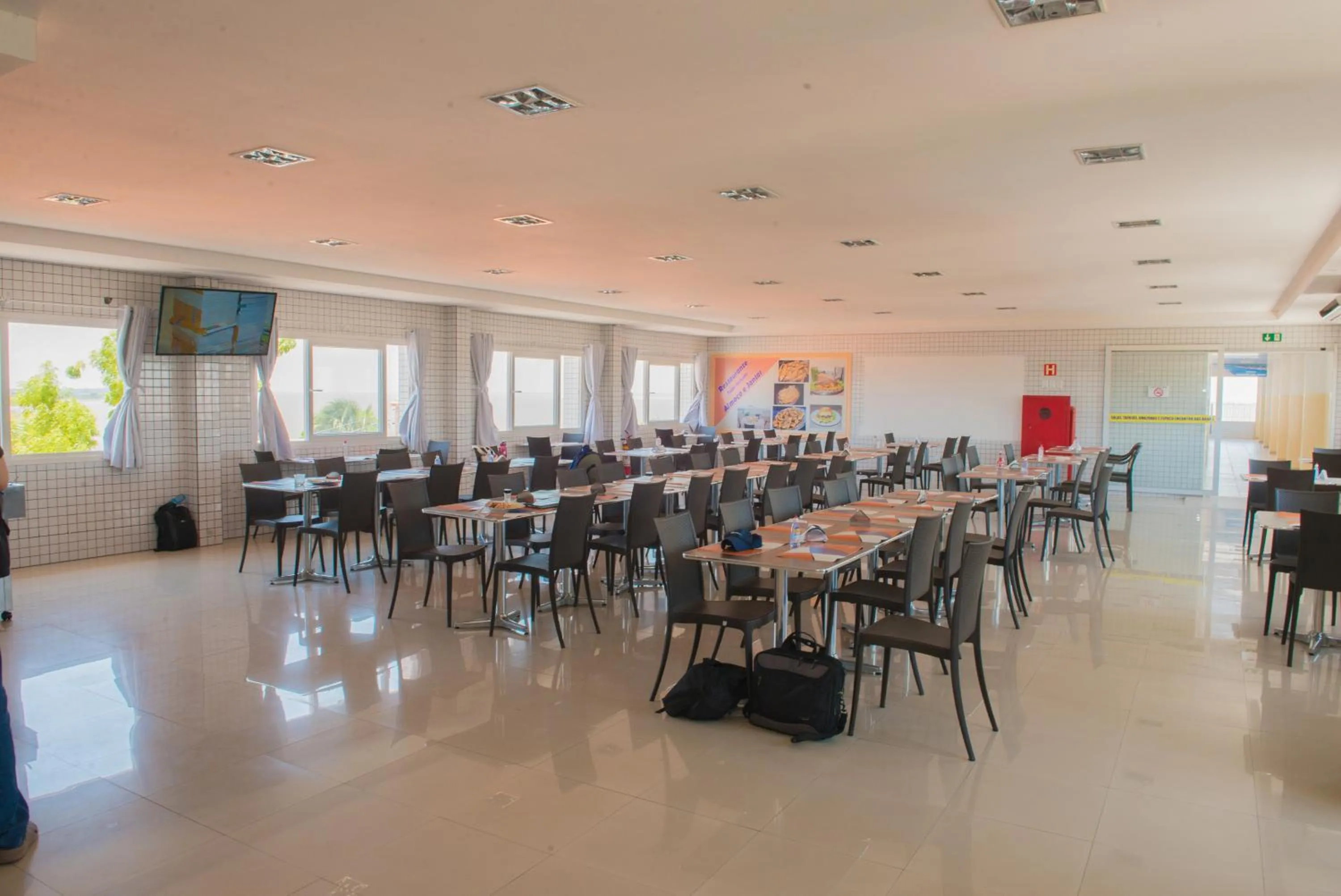 Lunch in Hotel Sandis Mirante