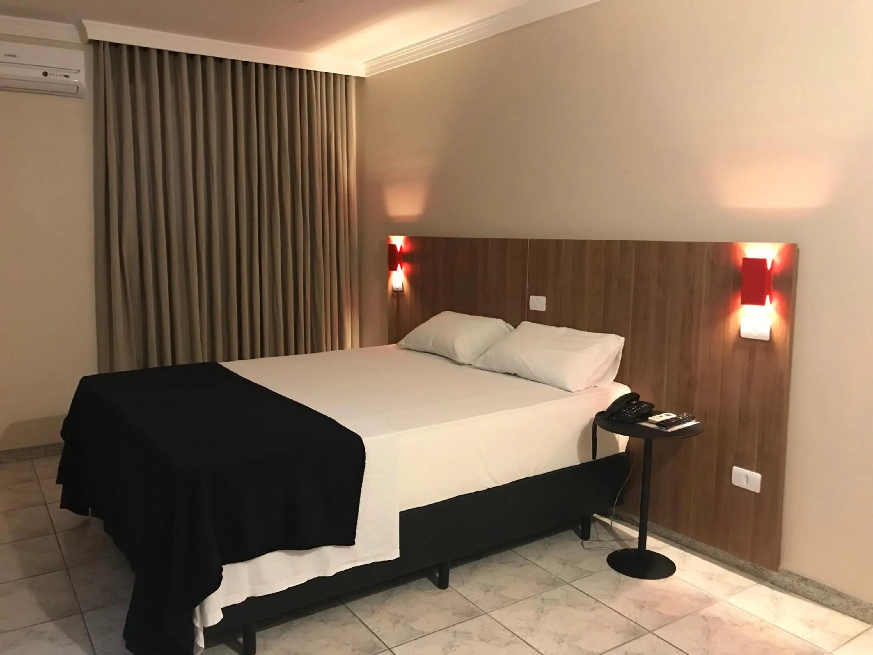 Photo of the whole room, Bed in Hotel Diamante