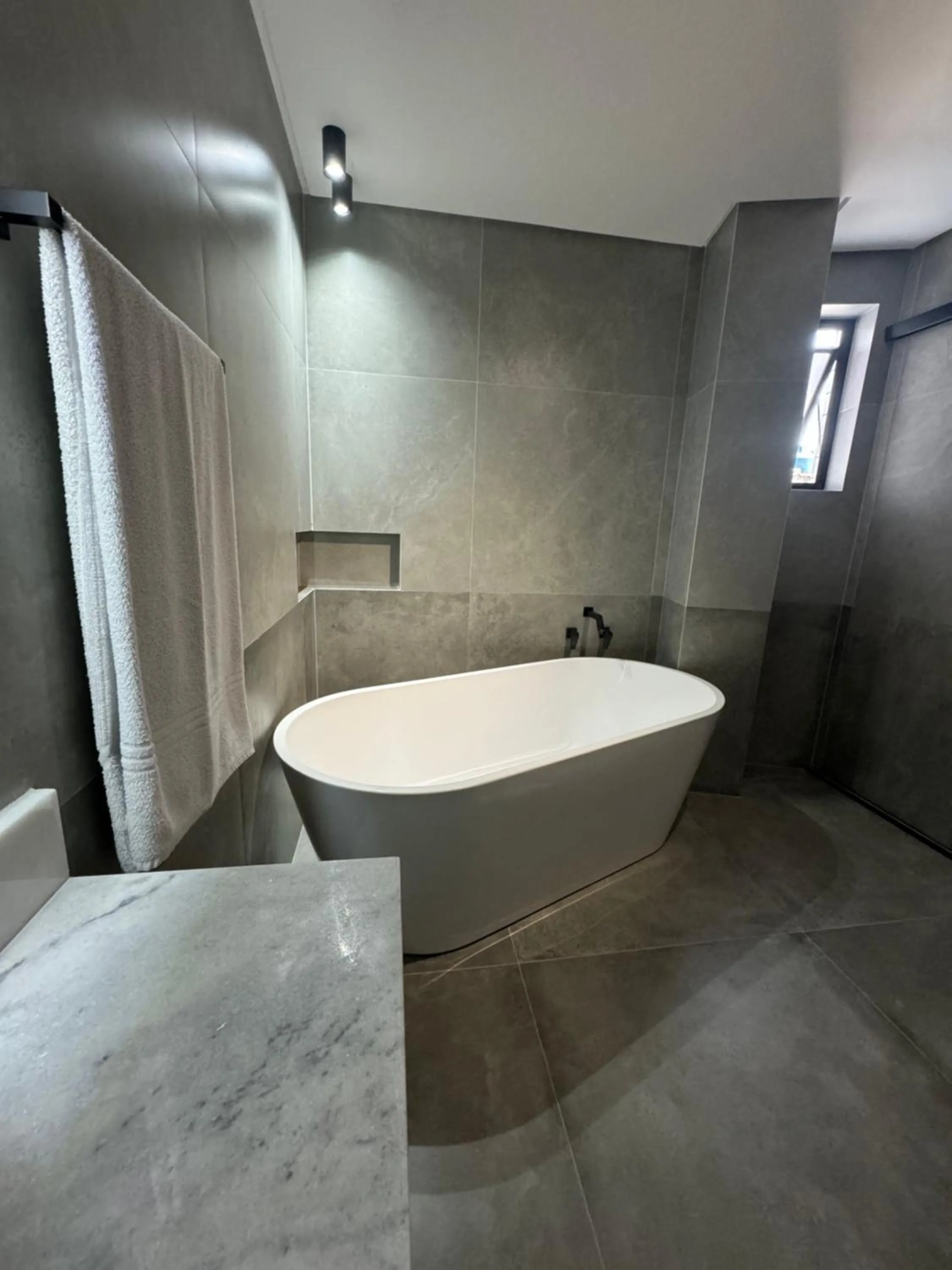 Shower in Hotel Diamante