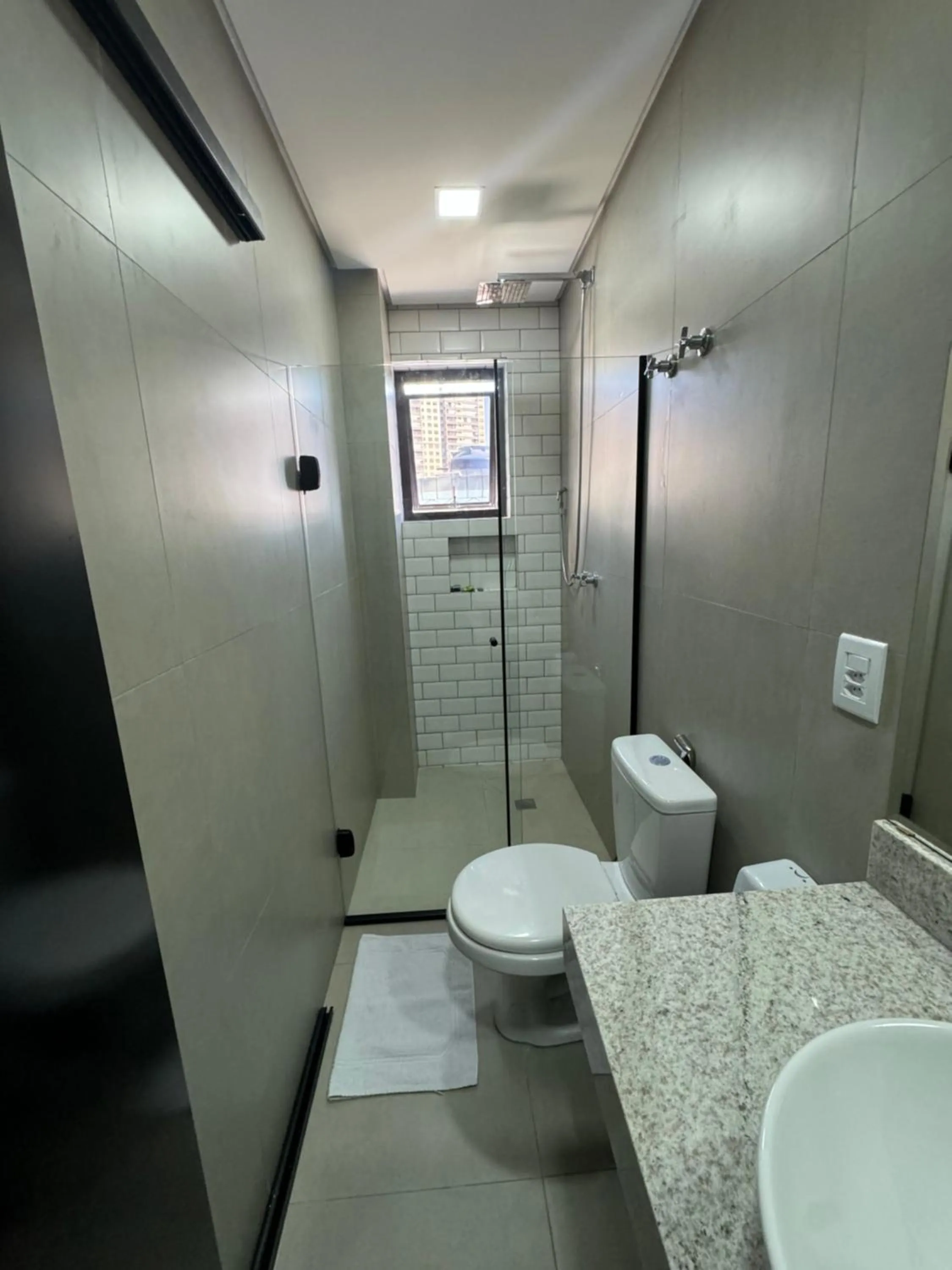 Shower in Hotel Diamante