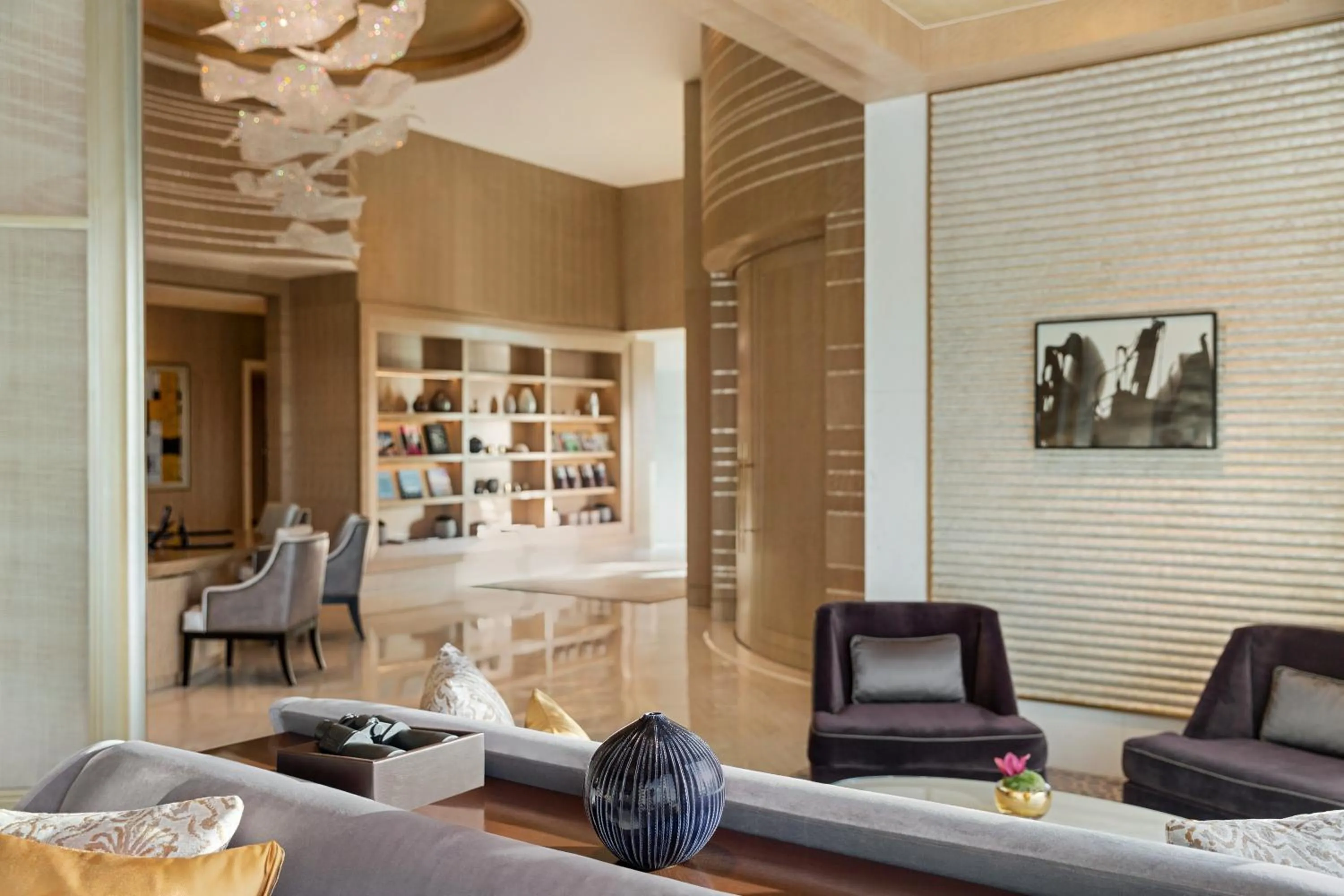 Lobby or reception in Shangri-La The Fort, Manila