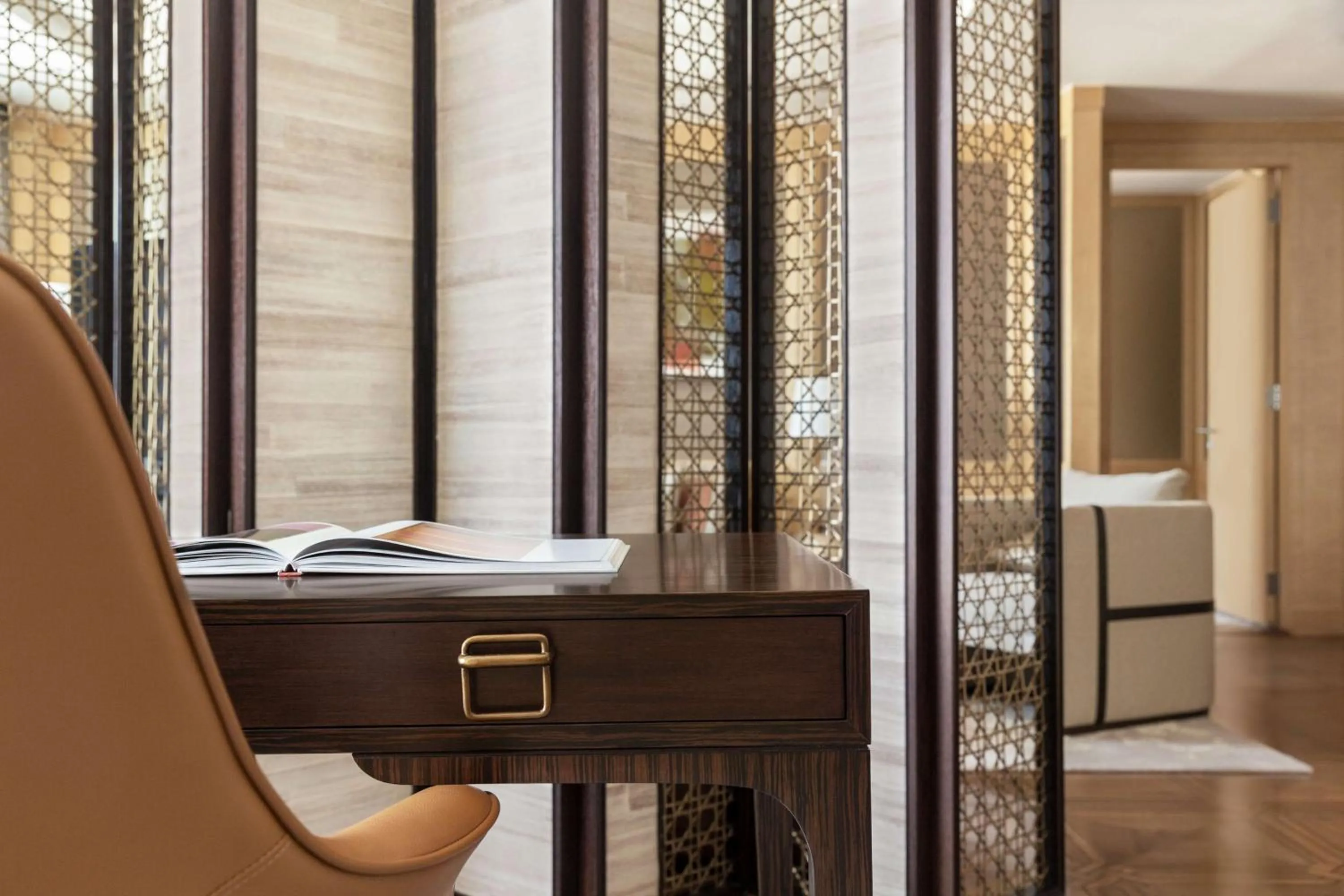 Photo of the whole room in Shangri-La The Fort, Manila