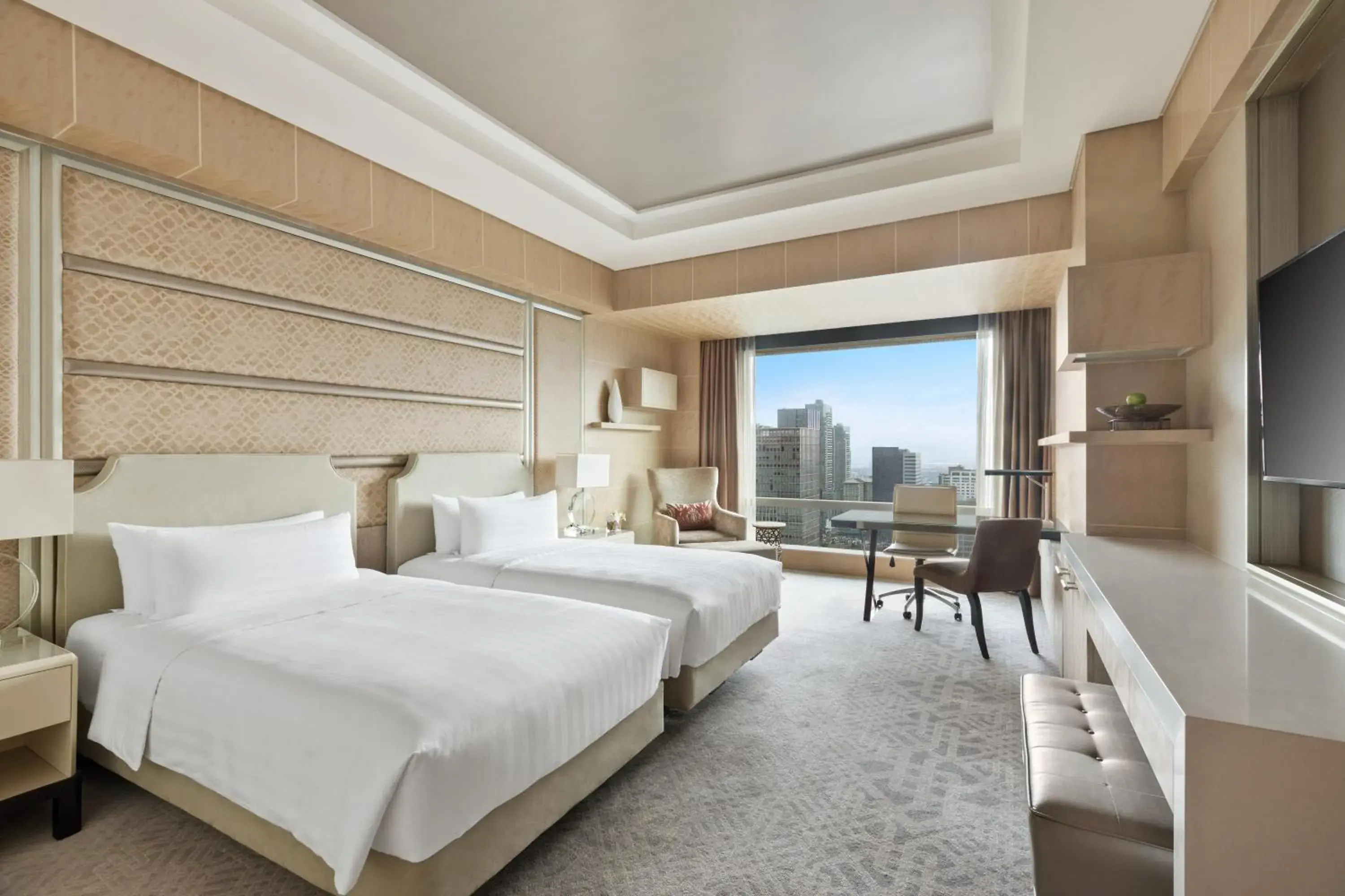 Deluxe High Street Twin in Shangri-La The Fort, Manila Deluxe High Street Twin in Shangri-La The Fort, Manila