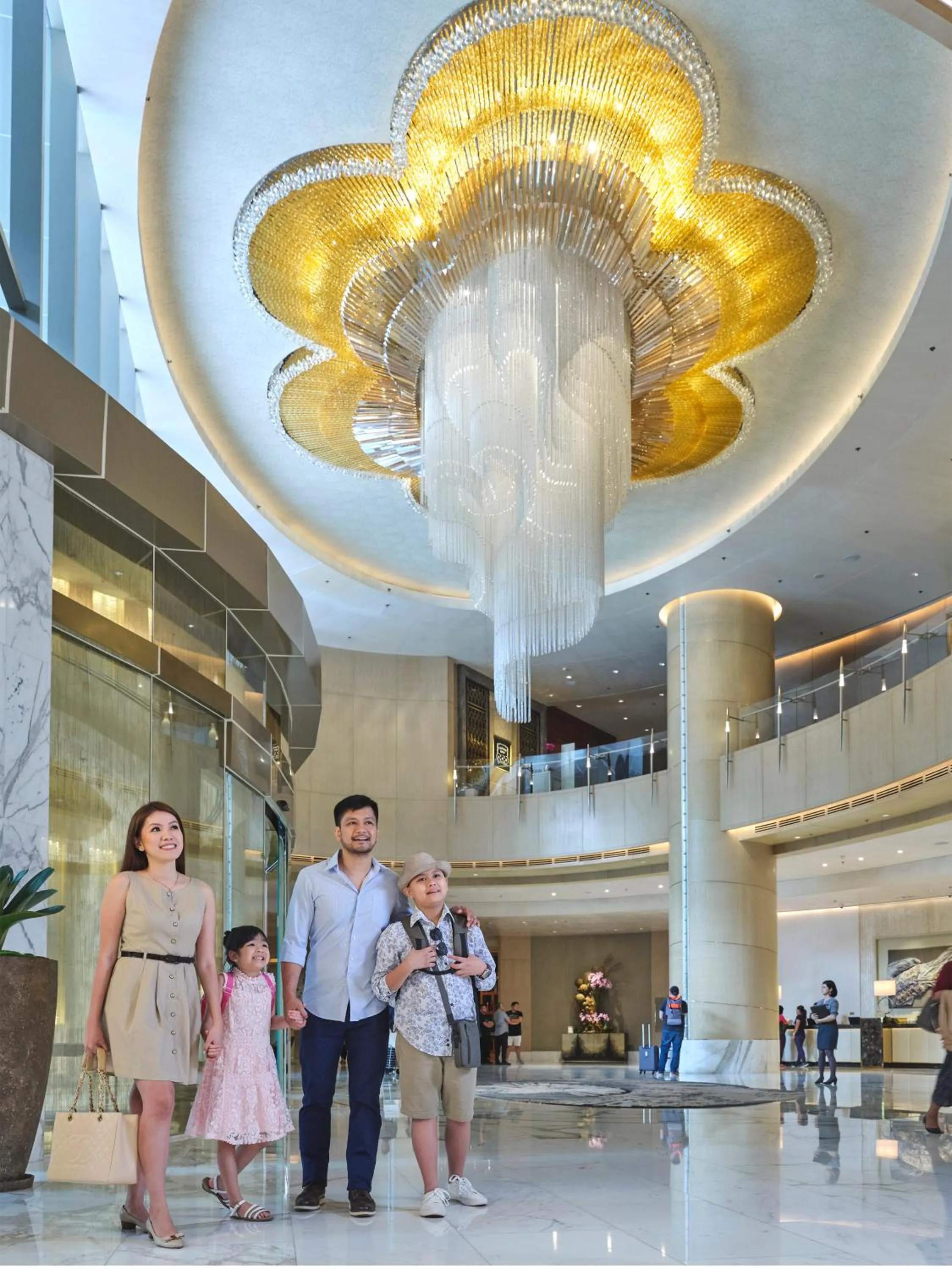 Lobby or reception in Shangri-La The Fort, Manila
