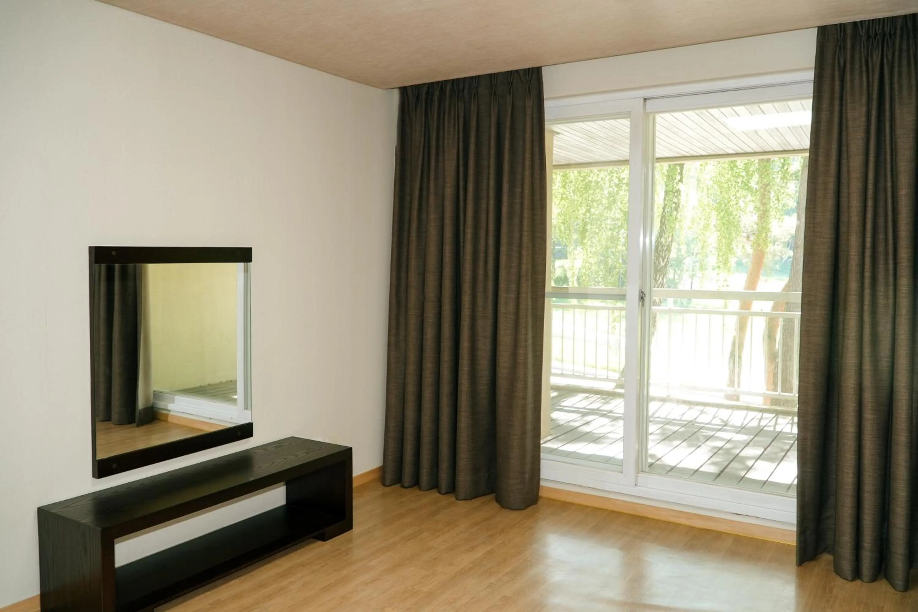 Photo of the whole room in Mona Yongpyong