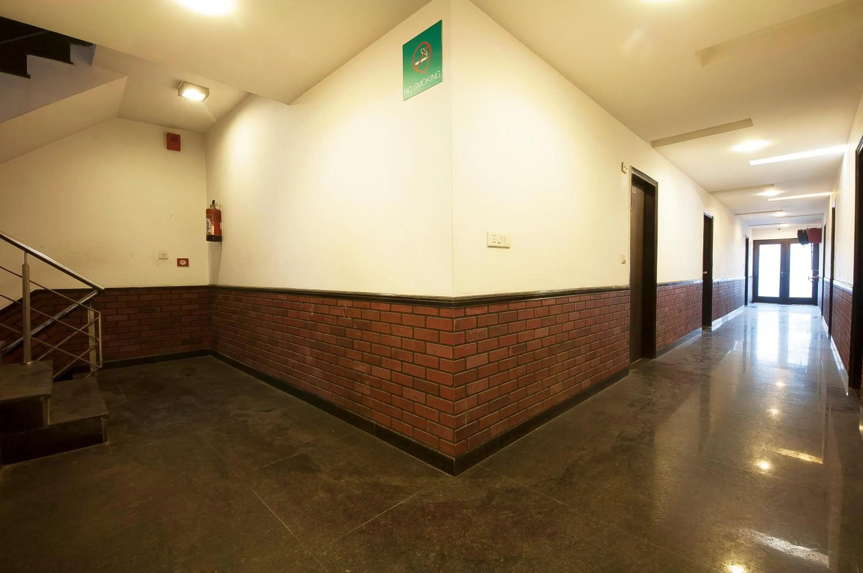 Lobby or reception in Golden Leaf Hotel