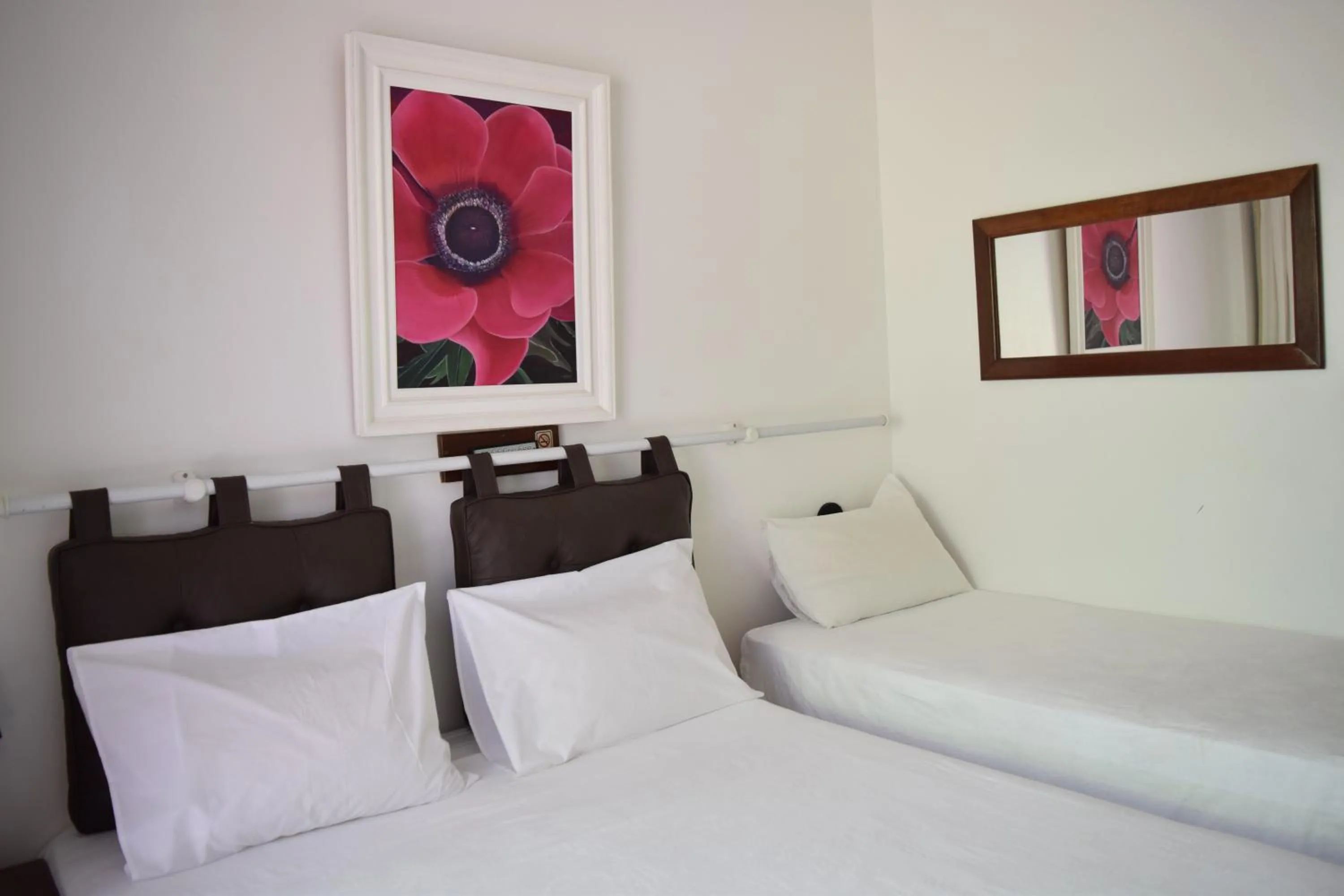 Bedroom, Bed in Hotel Pousada Encanto de Itapoan