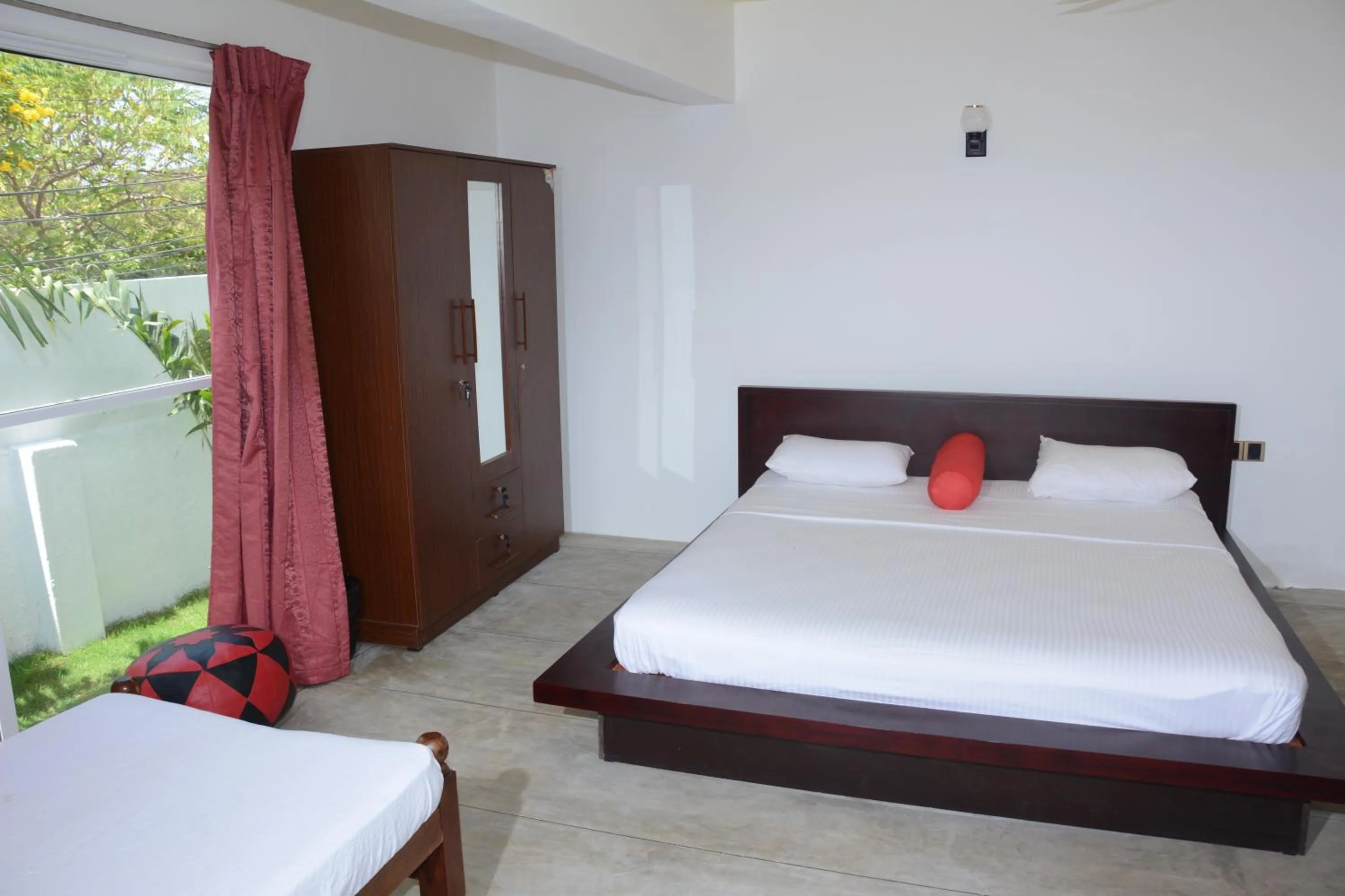 Garden, Bed in Hotel Tobiko