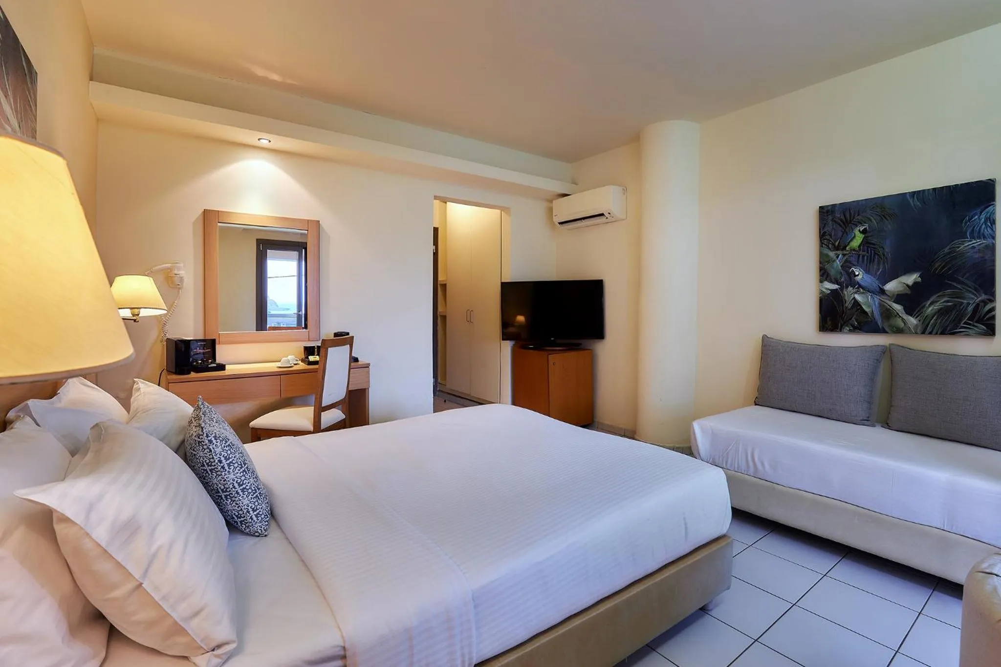 Photo of the whole room, Bed in Sissi Bay Resort