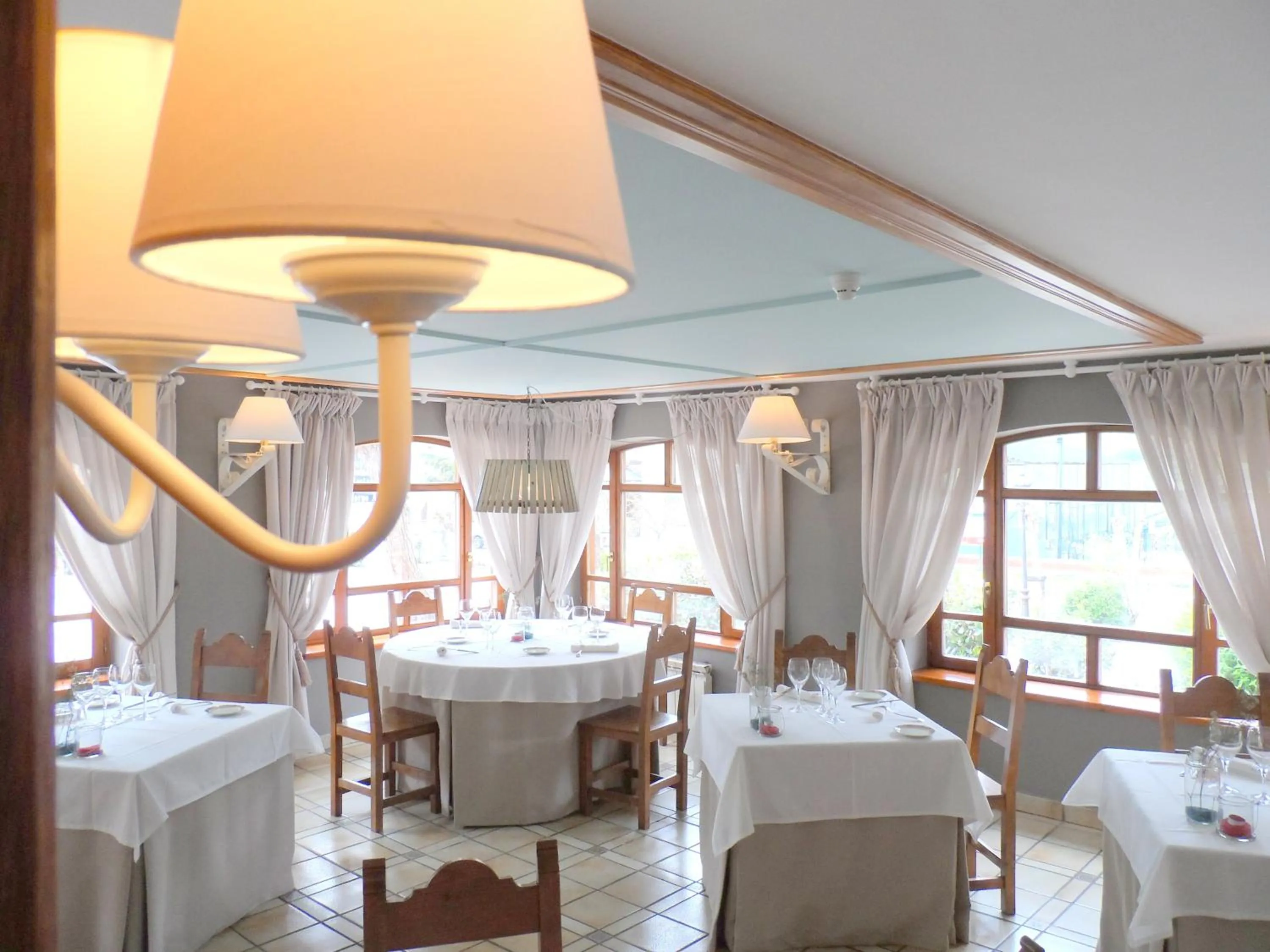 Restaurant/places to eat in Hotel Infantado