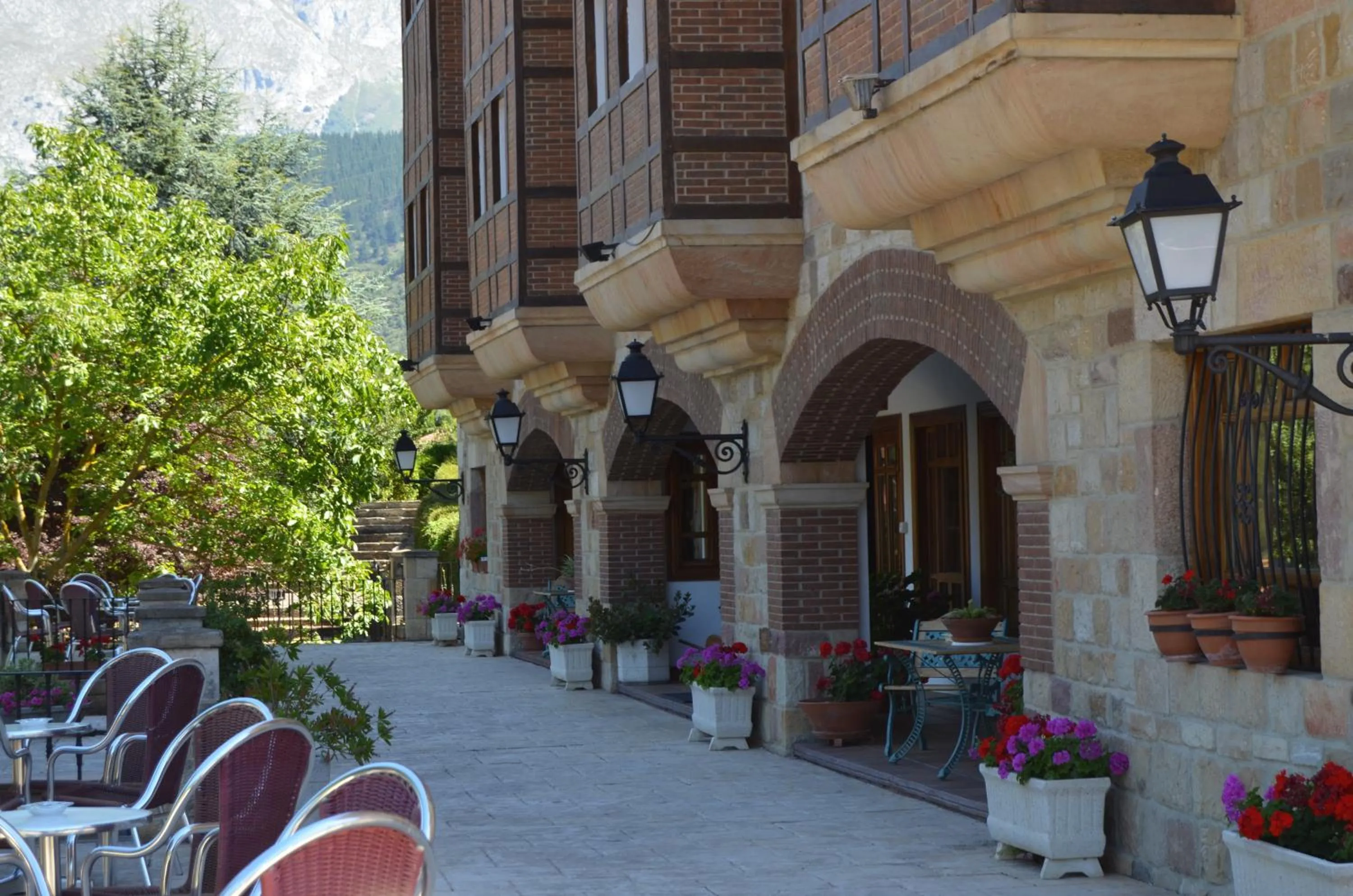 Facade/entrance in Hotel Infantado